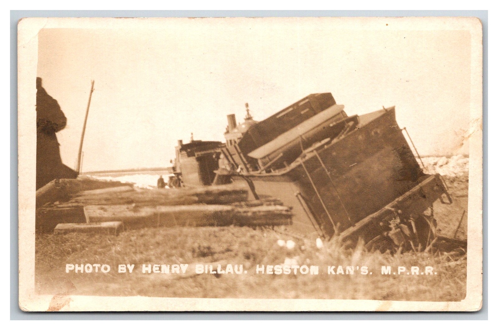 RPPC ~ MOPAC Missouri Pacific Railroad Wreck by depot in Hesston or Mound ridge