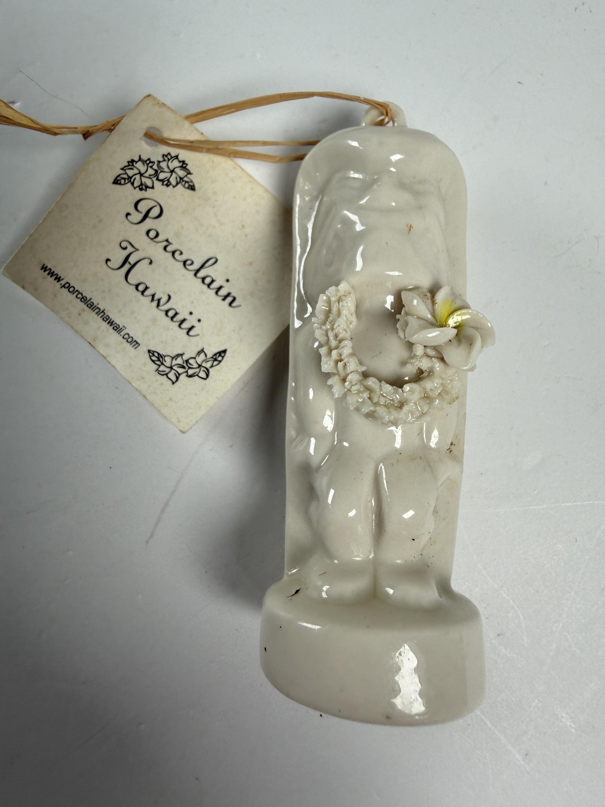 Peter Okumoto Tiki Figurine Porcelain Hawaii Ornament White Lei Flower