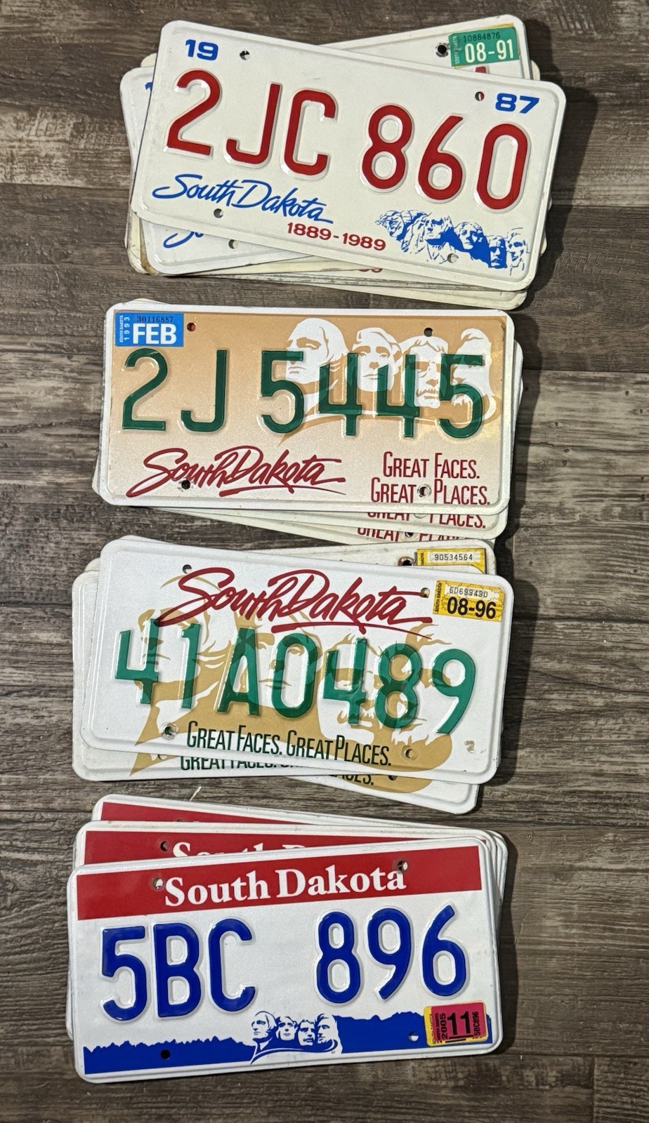 20-South Dakota Embossed License plates-1987-2005-Mount Rushmore🔥