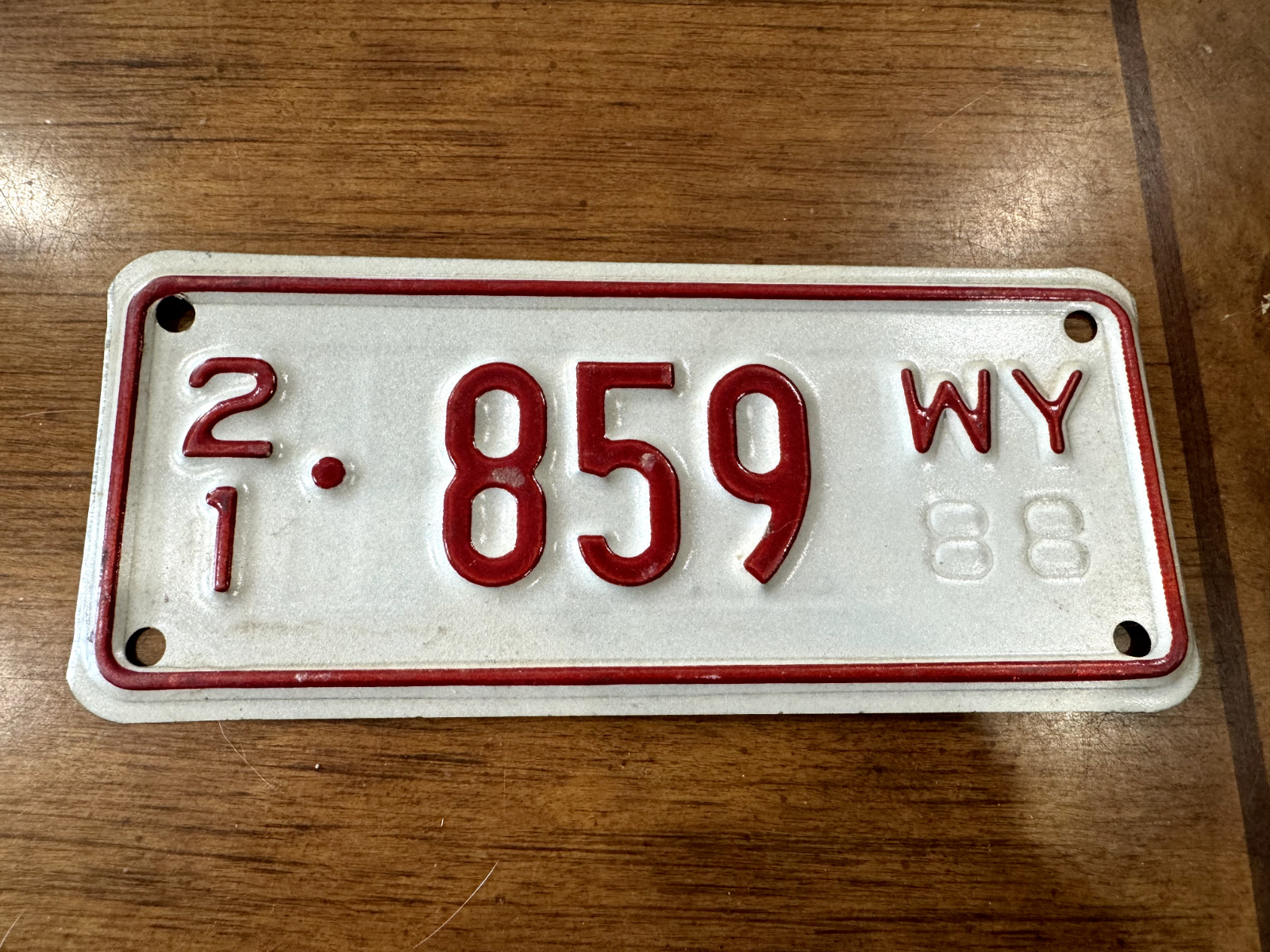 Vintage Antique 1988 Wyoming Motorcycle License Plate   T-1017