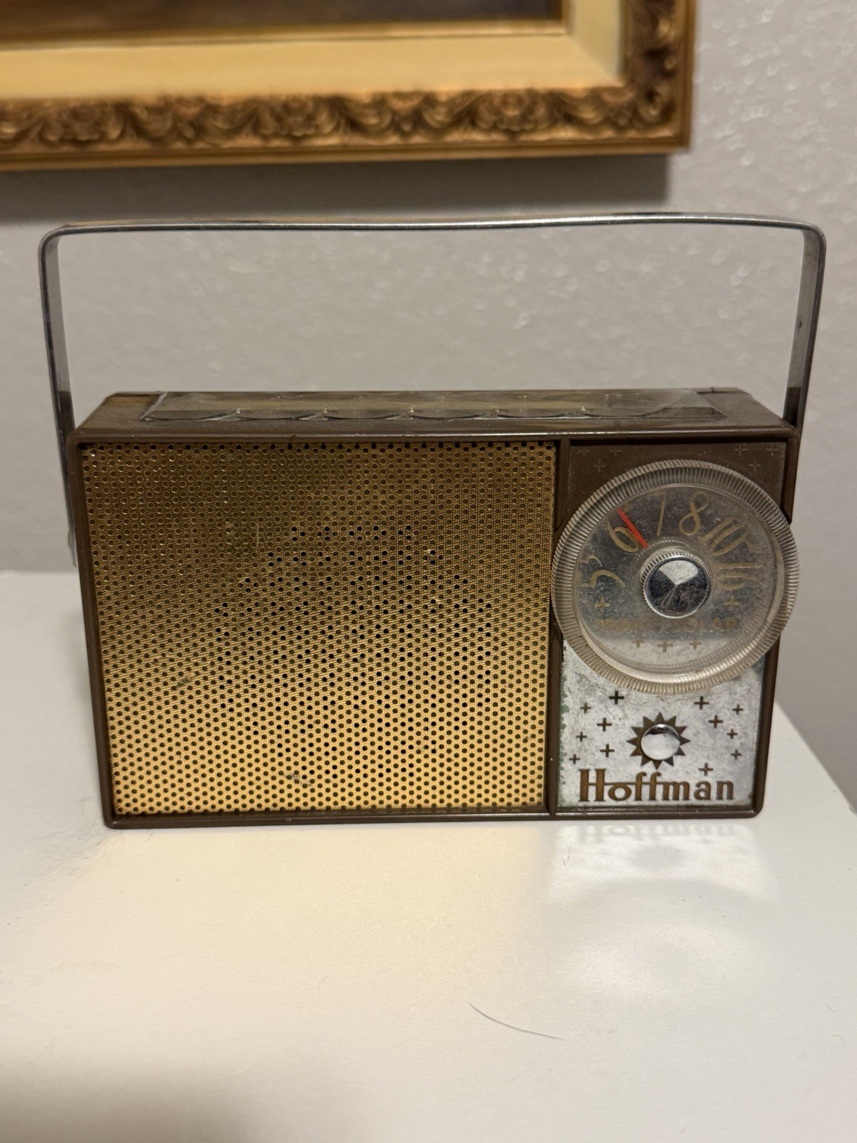 Vintage 1950’s Hoffman Trans-Solar transistor radio Model KP-706,