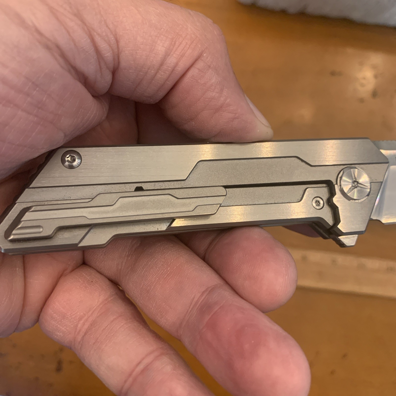 Beautiful Night Morning Designed D2 Steel With Solid Titanium Scales EDC Knife Beautiful Night Morning Designed D2 Steel With Solid Titanium Scales EDC Knife
