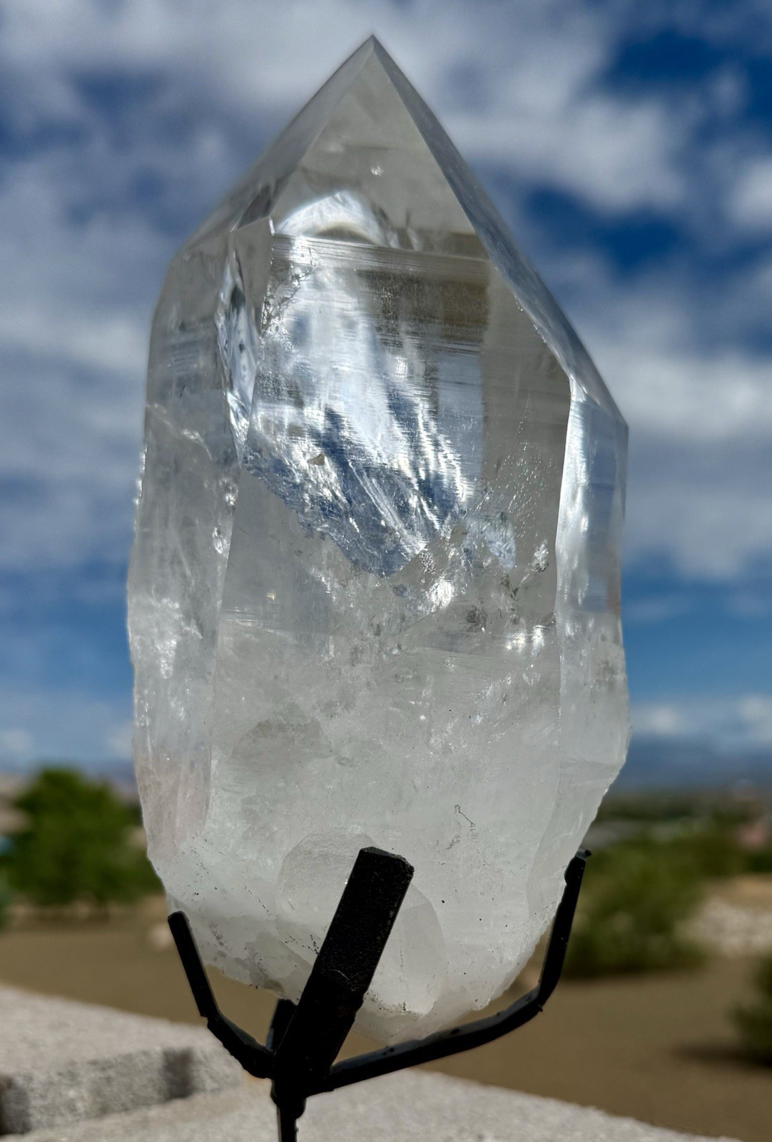 LEMURIAN LASER SEED QUARTZ AAA+ QUARTZ CRYSTAL Minas Gerais Brazil w/Stand
