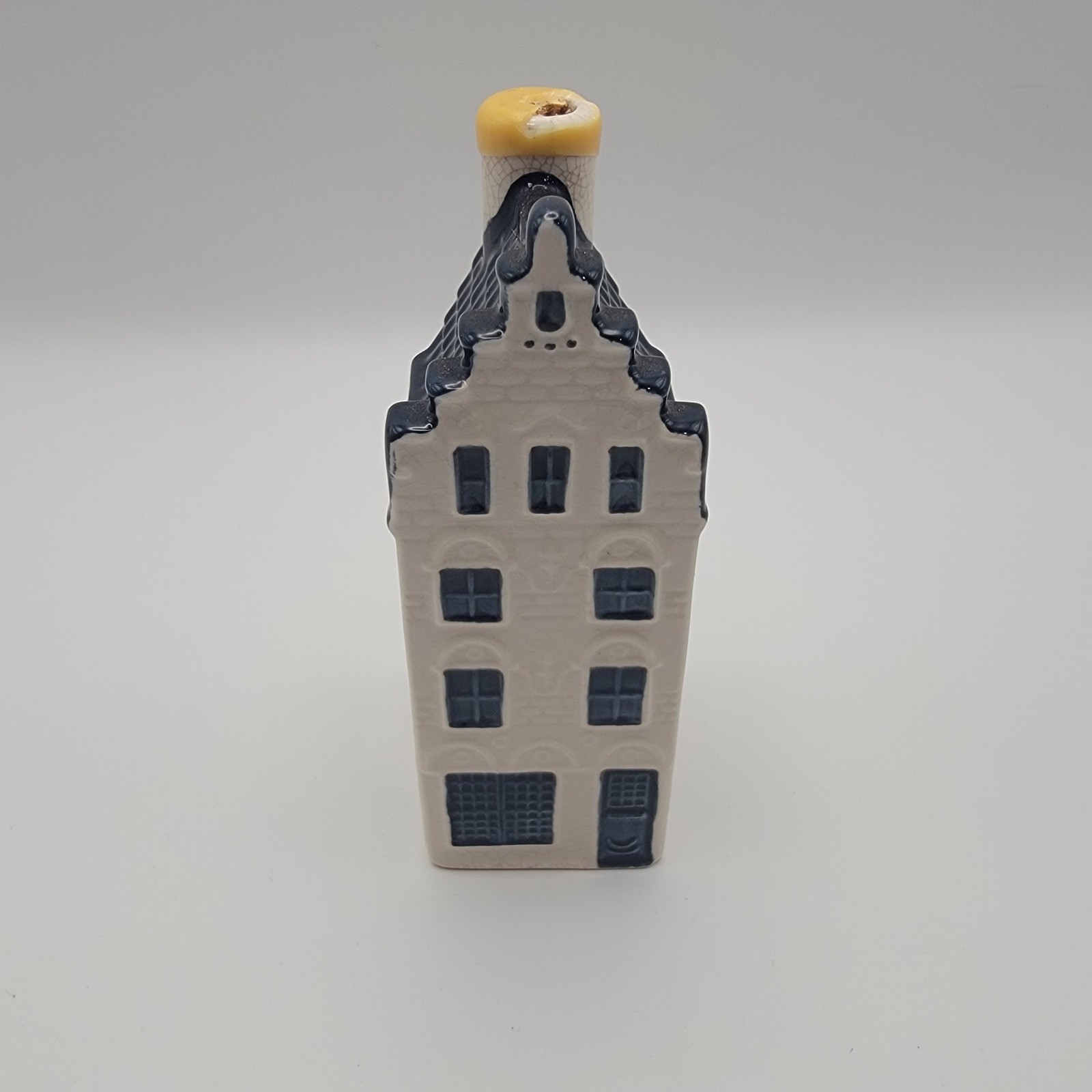 KLM Bols Blue Delft House 32 Miniature Dutch Canal House 2009 Empty Ceramic KLM Bols Blue Delft House 32 Miniature Dutch Canal House 2009 Empty Ceramic