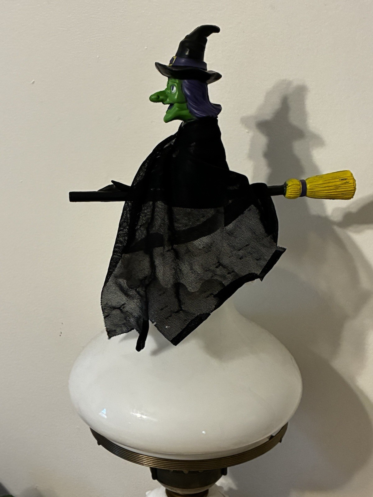 VTG Rare Halloween Flying Witch Tree Topper Witch 9.5x6.25