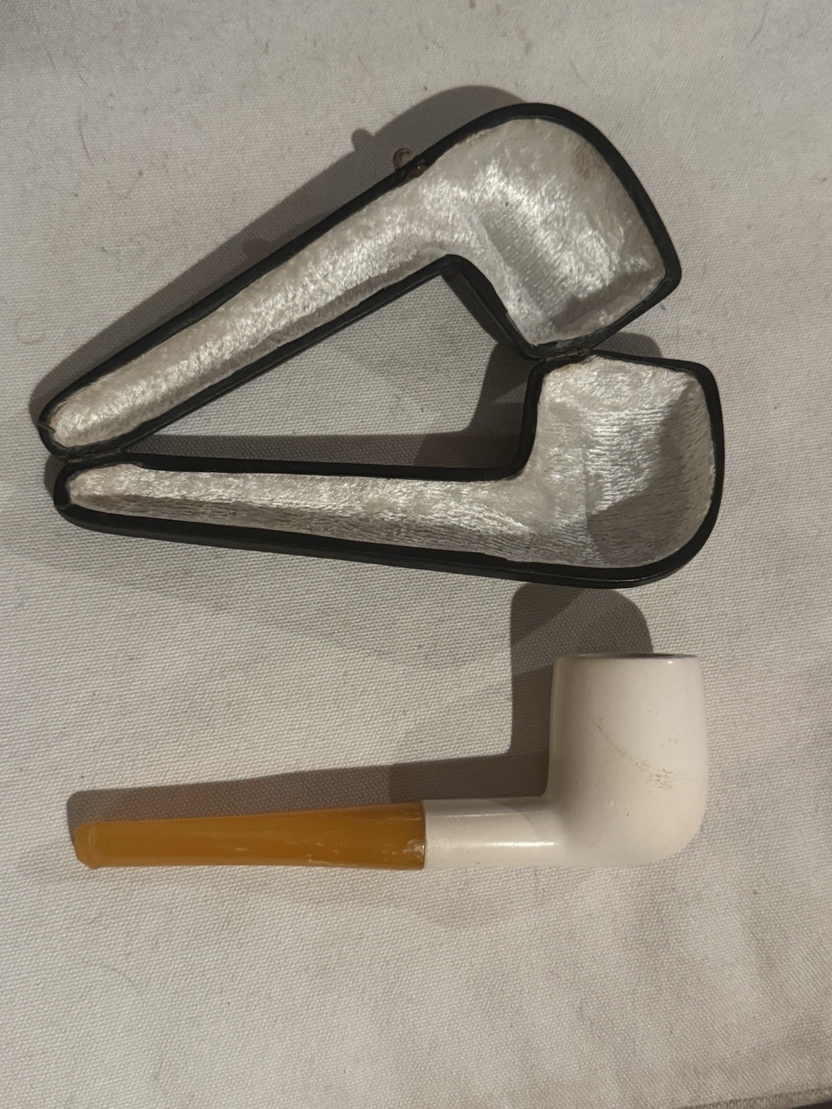 Vintage 1960’s - 1970’s Smooth Billiard Bent Meerschaum Pipe and Fitted Case