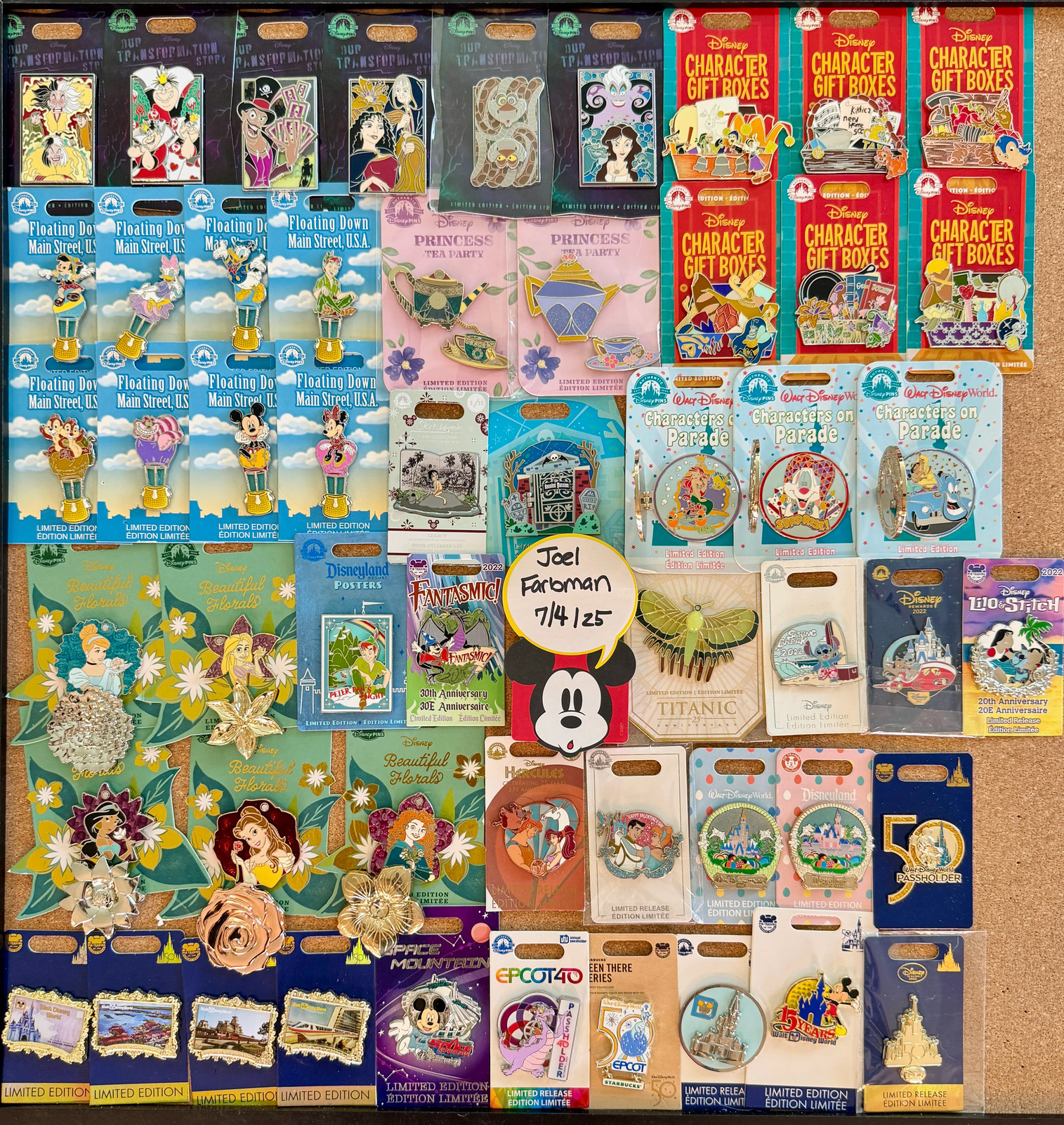 BN Disney Park Pins 2022 UChoose LE Character Gift Boxes Titanic