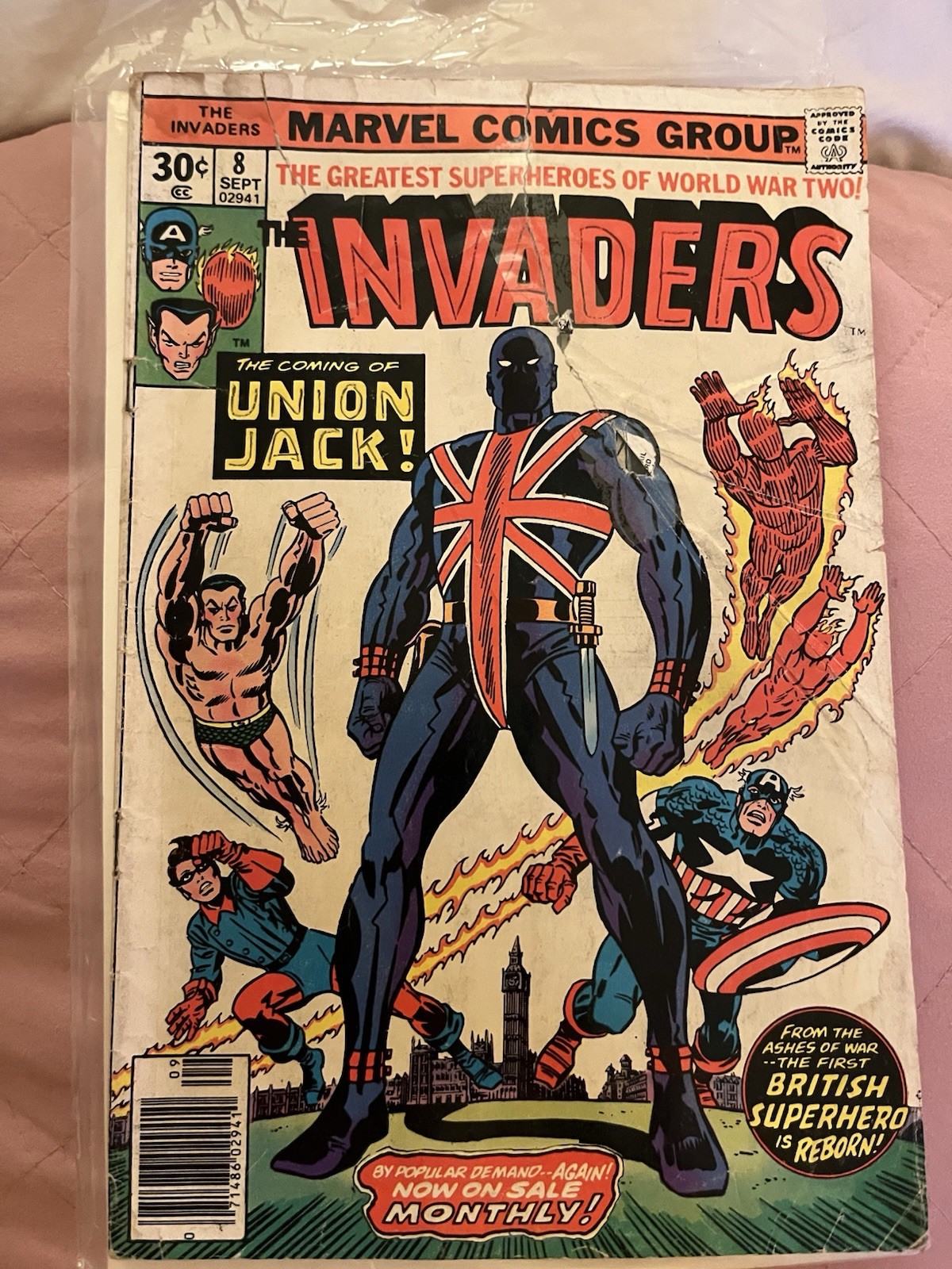INVADERS #8 Union Jack  1976  Vintage Comic Book Marvel Wow ✨✨