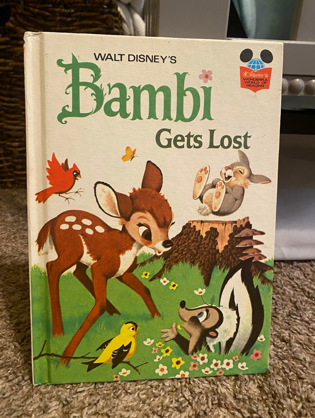 Walt Disney Bambi Gets Lost Children\'s Book - Disney Wonderful World of Reading