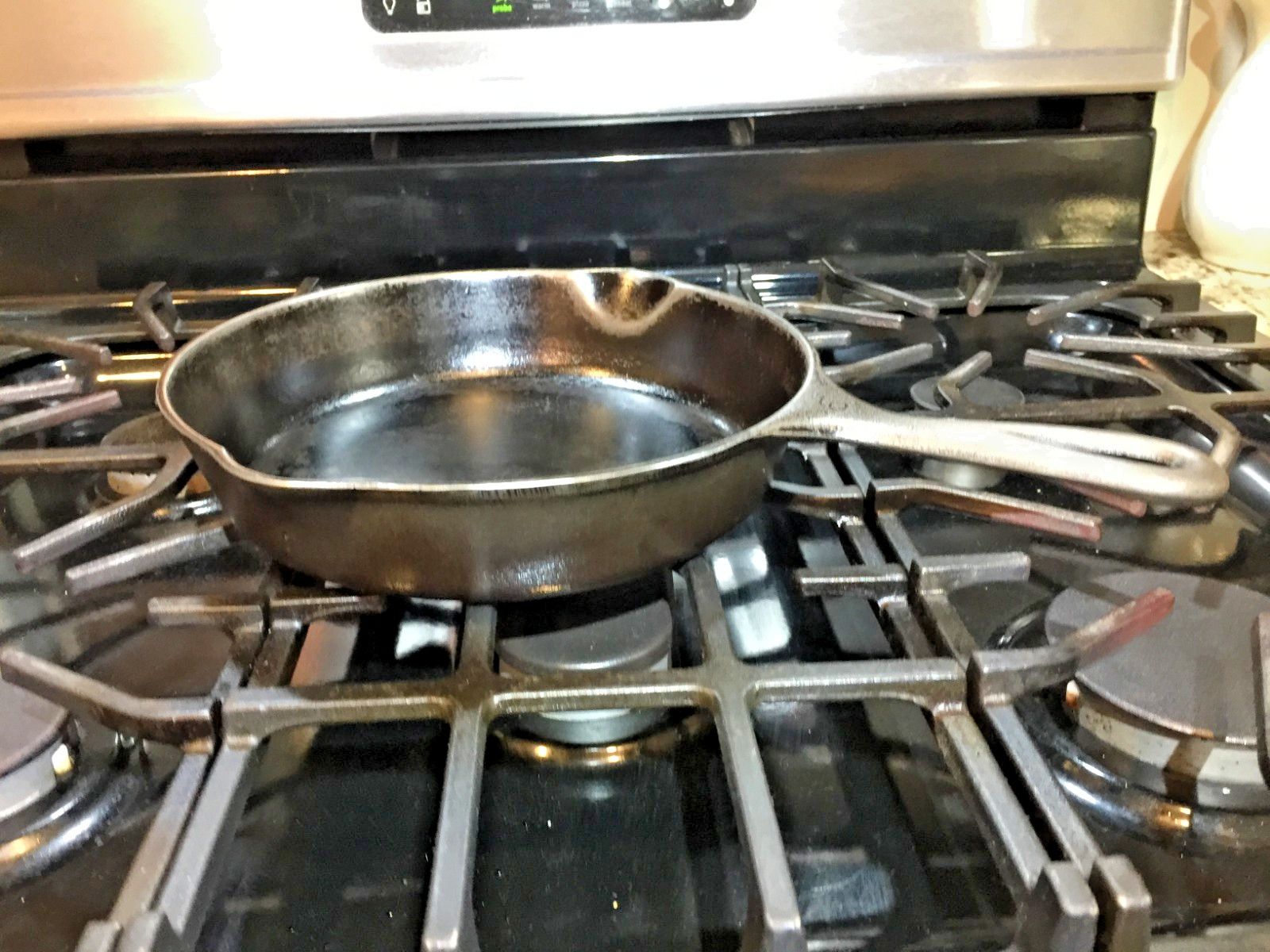 Vintage Wagner Ware Sidney -O- Cast Iron Skillet 1056I Size 6