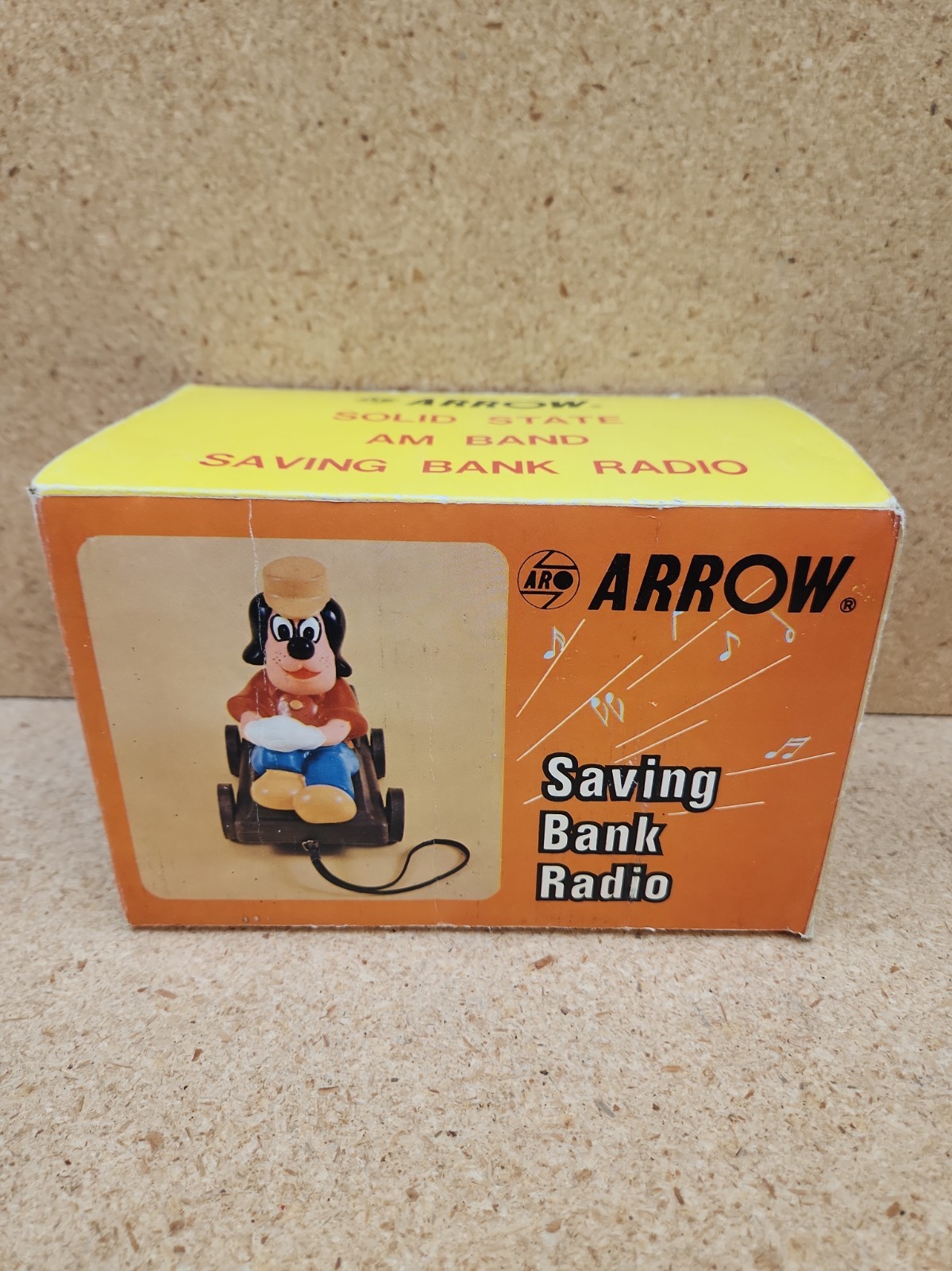 Vintage 1970\'s Arrow Cartoon Dog Pull Along Trolley Saving Bank AM Radio NEW NIB
