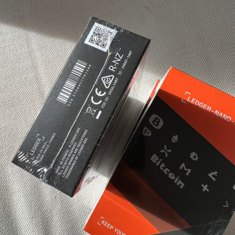 Ledger Nano X Crypto Wallet New Black