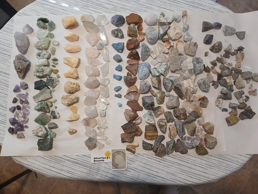 Mega 6LB (Over 250 pcs) Natural Crystals Mineral Mixed Gemstones + BONUS LOOK