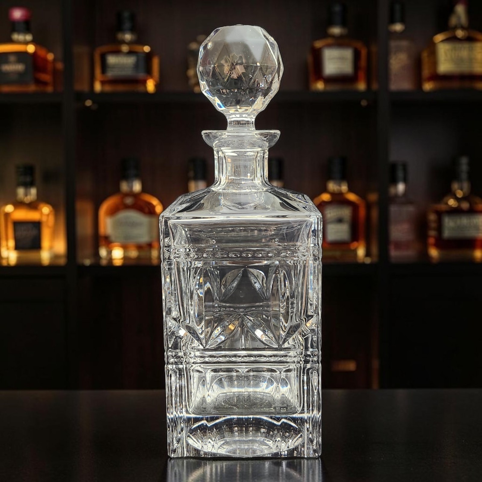 Royal Limited Crysta 24% Lead Crystal Square Decanter w/Stopper Discontinued EC 