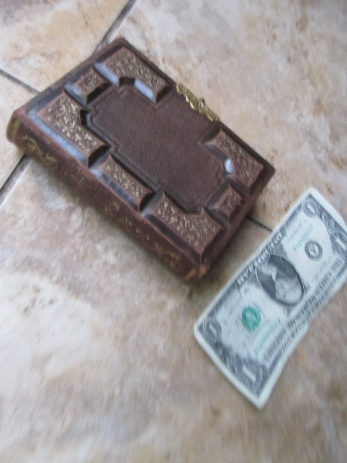 Perfect Fancy Leather  Antique CIVIL WAR / VICTORIAN CdeV Photo Album