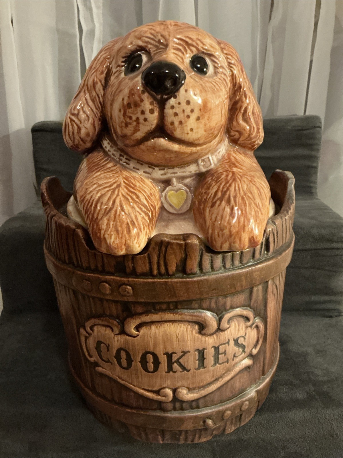 Vintage 1983 Treasure Craft Puppy Dog In A Barrel Cookie Jar Ceramic USA 11”