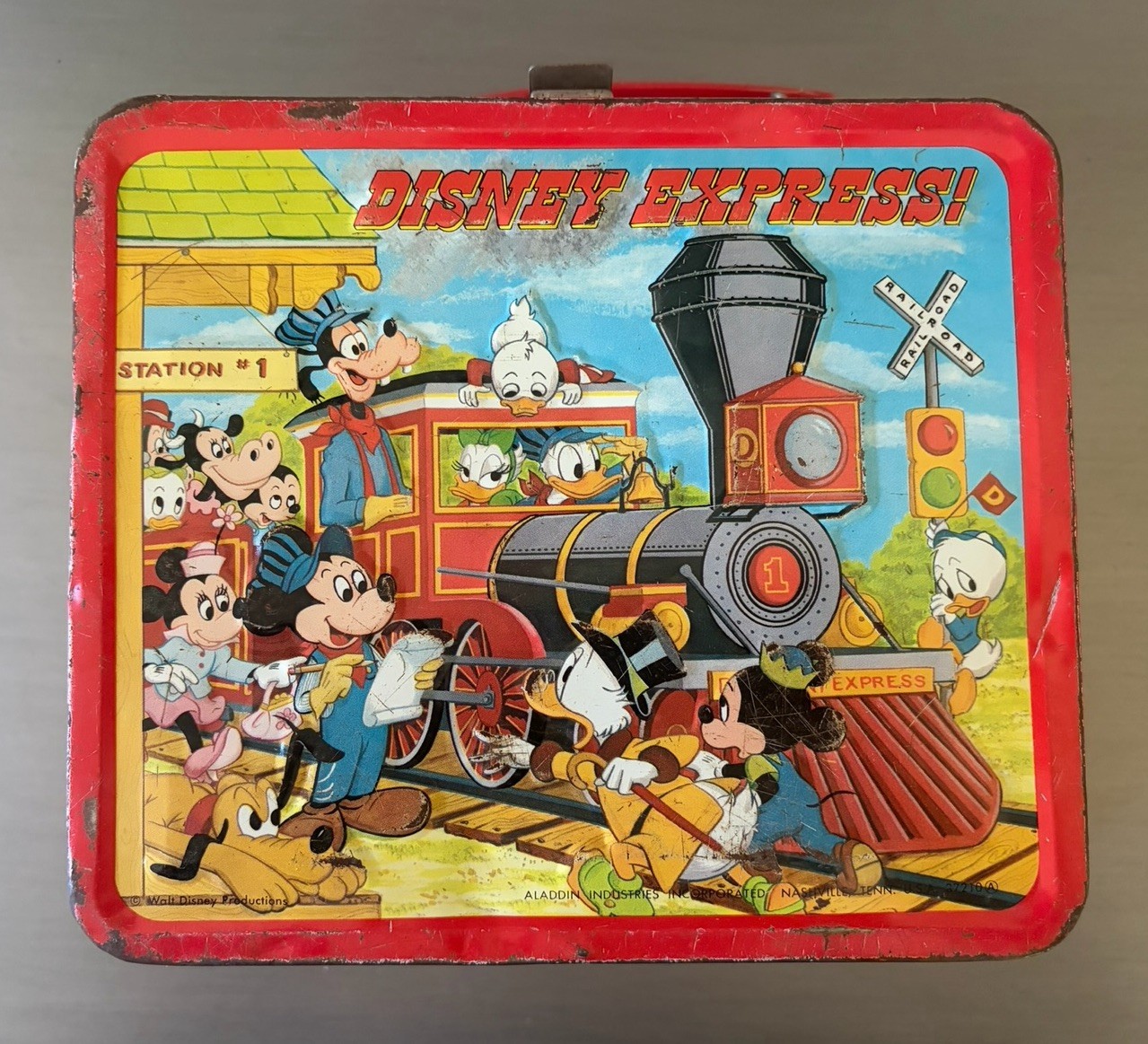 Vintage 1970’s Disney Express Railroad Train Aladdin Metal Lunchbox Vintage 1970’s Disney Express Railroad Train Aladdin Metal Lunchbox