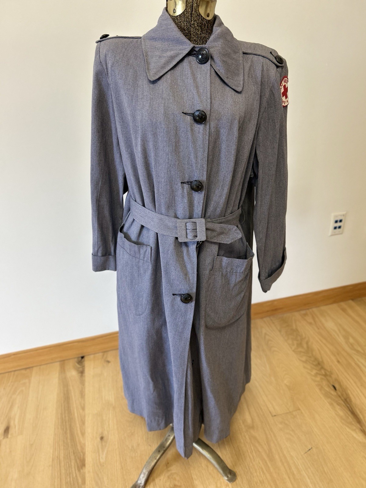Authentic Vintage Lightweight WWII ARC Trench Coat W/Belt & Lot tag Great Cond. 