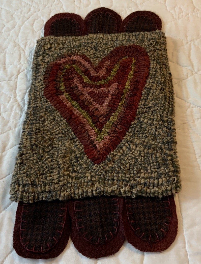 Small Primitive Hooked Rug, Penny Rug, Hand Made, Heart, Burgundy, Multi