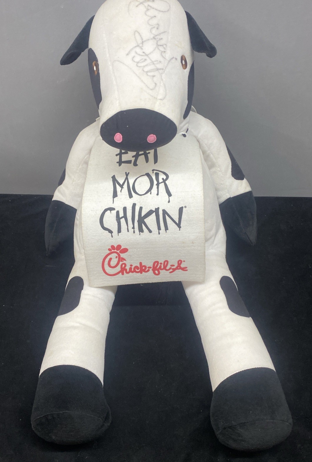 Chick-fil-a Large 36 Inch Plush Cow 2007 Eat Mor Chikin Richard Petty Autograph