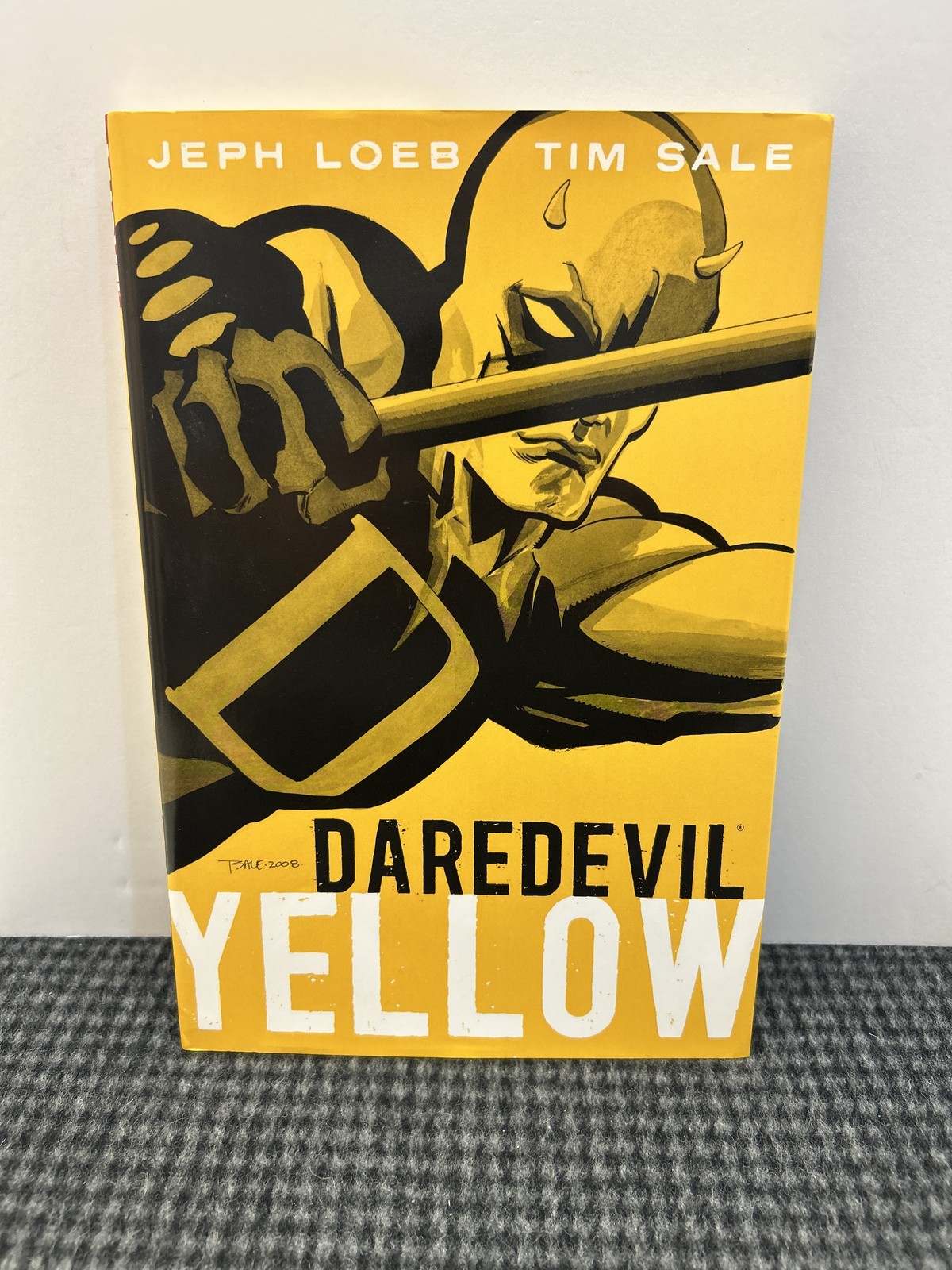 Daredevil Yellow Hardcover Jeph Loeb Tim Sale Marvel 2008 First Print