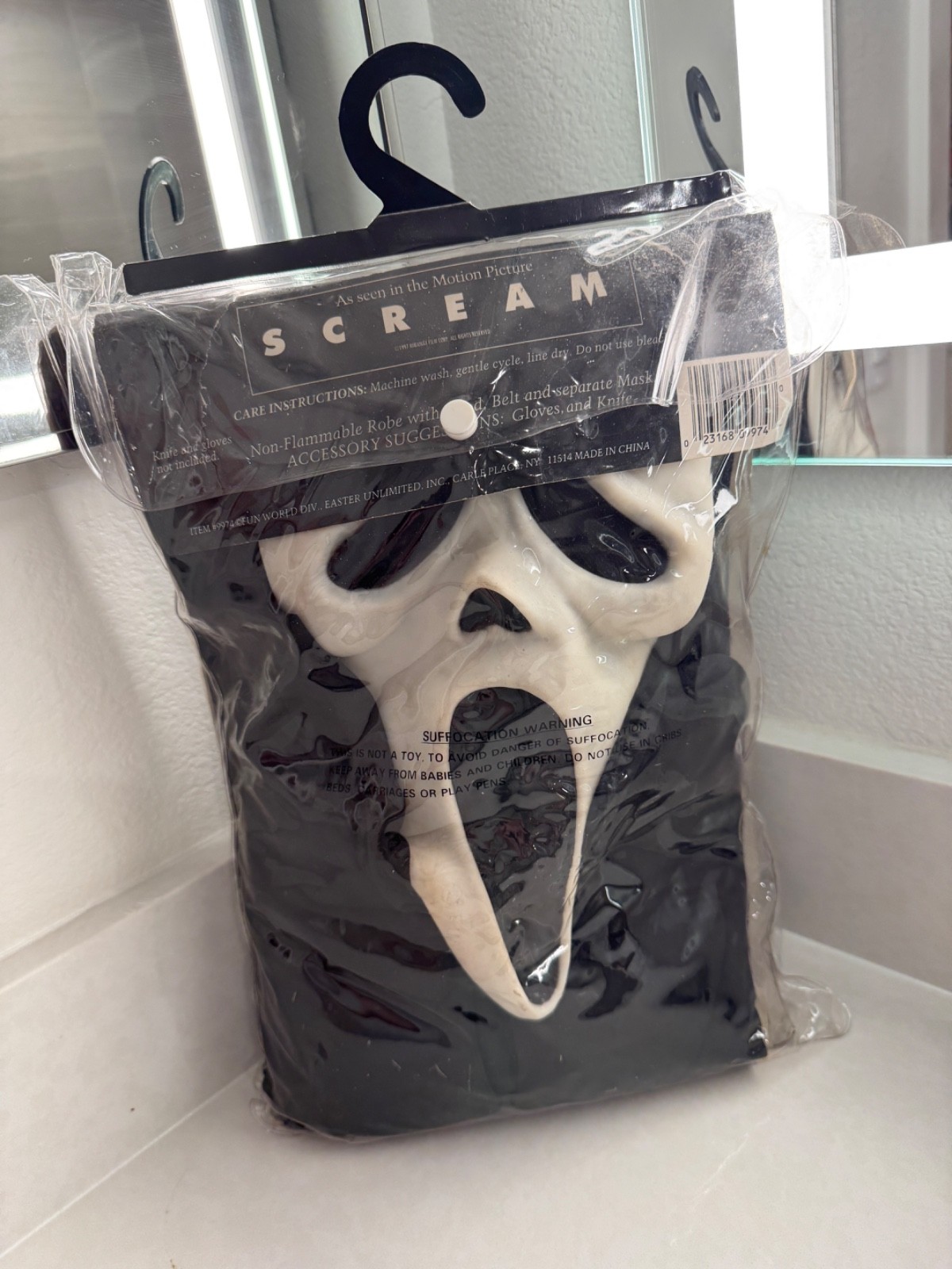 RARE - VTG  Scream BIB MASK / Costume 1997 FUNWORLD NEW  GhostFace