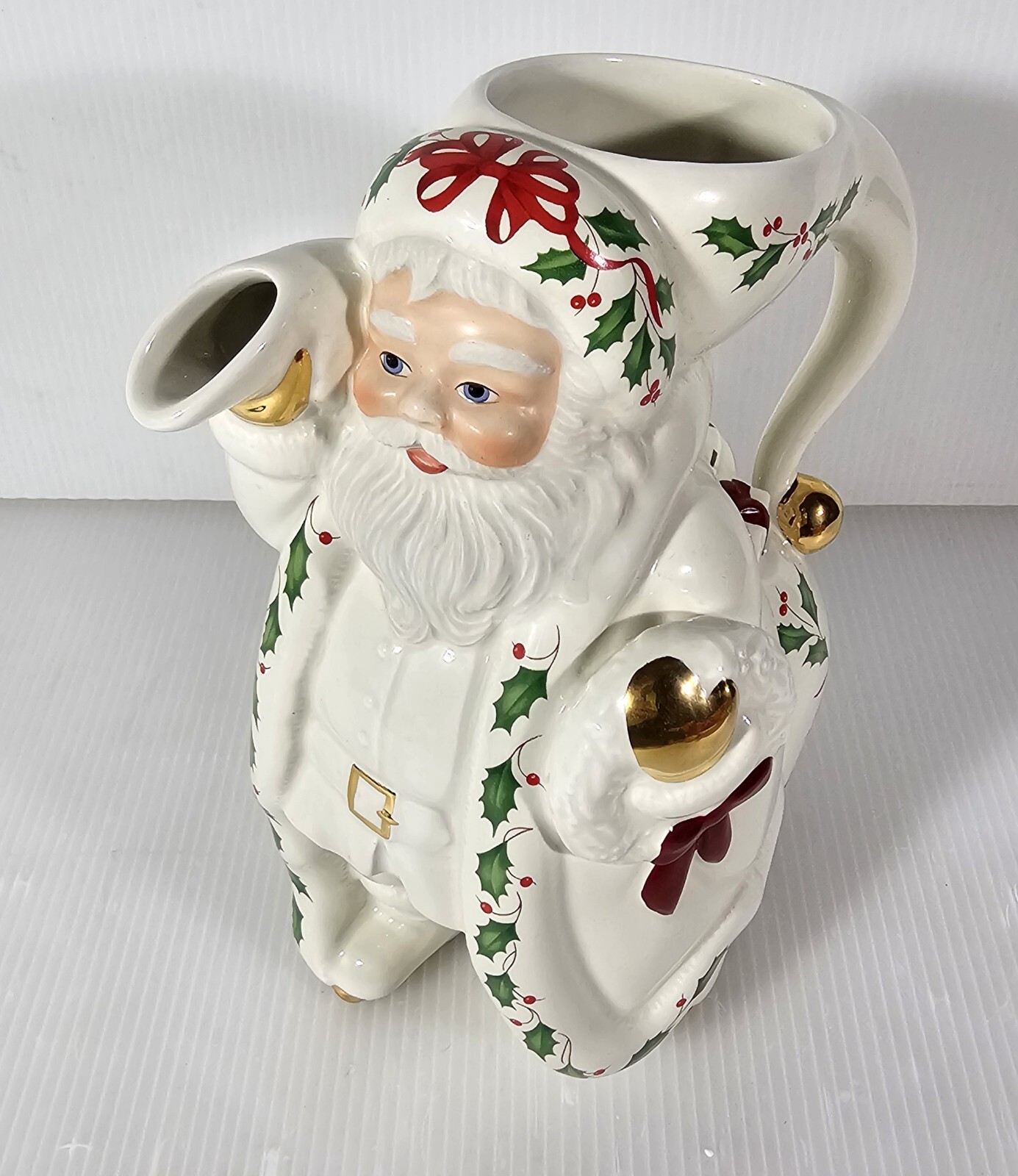 Lenox Christmas Holiday Santa Claus Pitcher with Box 6047567