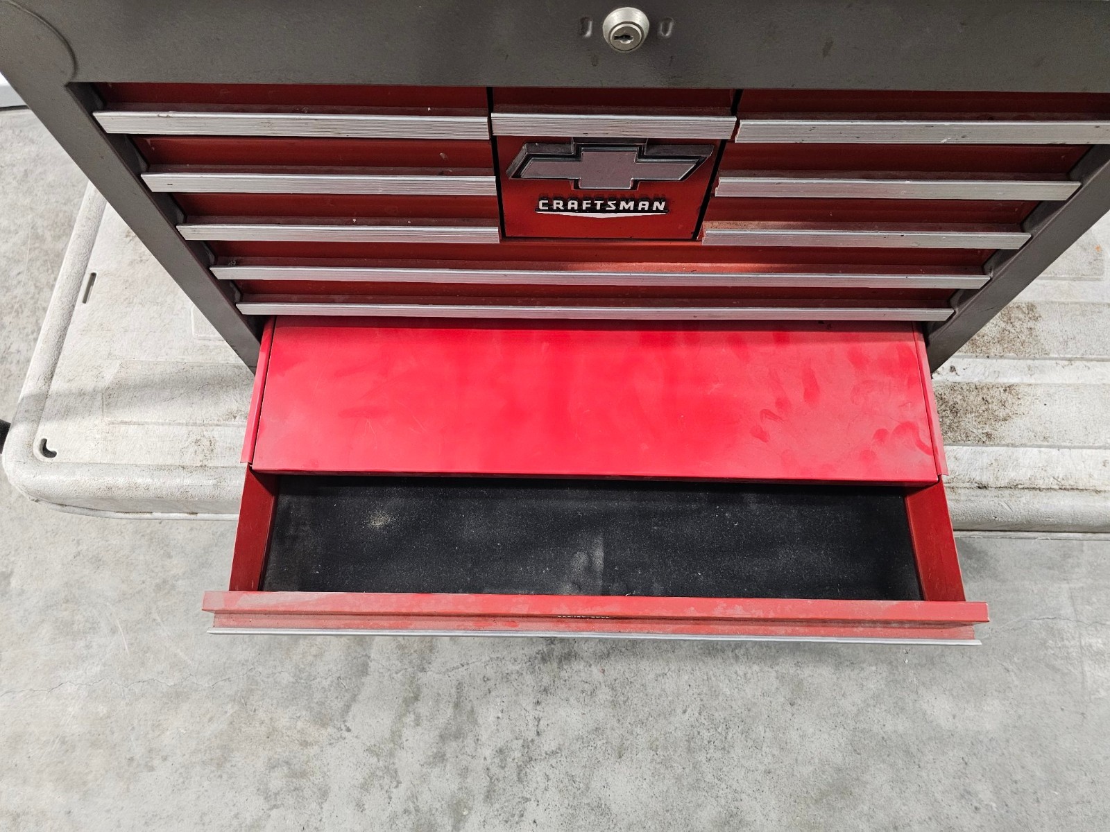 Vintage Craftsman 10-Drawer Top Tool Chest Chevrolet Bowtie Red/Gray