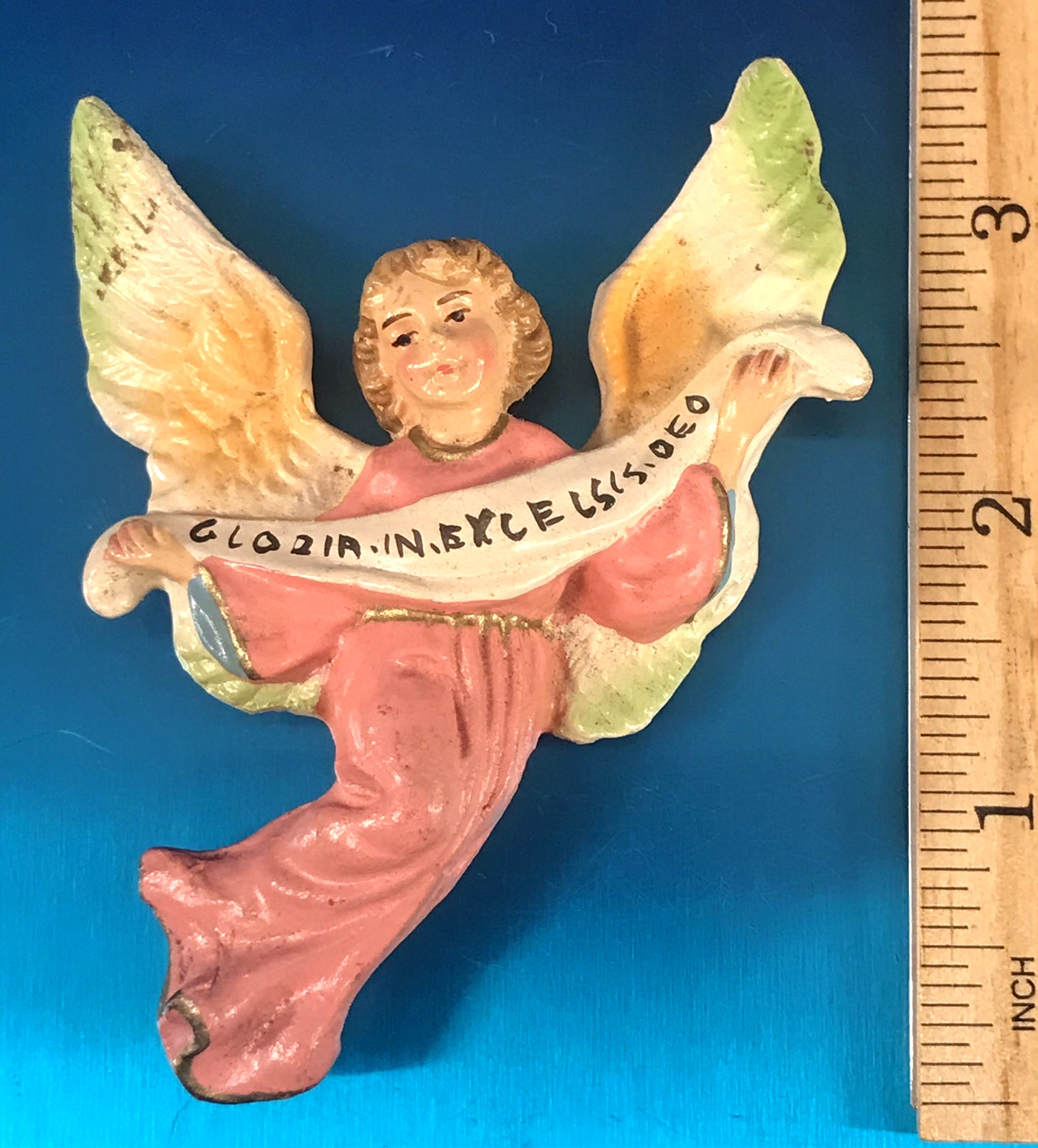VINTAGE CHALKWARE PLASTER FLYING HERALD ANGEL NATIVITY ORNAMENT GLORIA 3.5