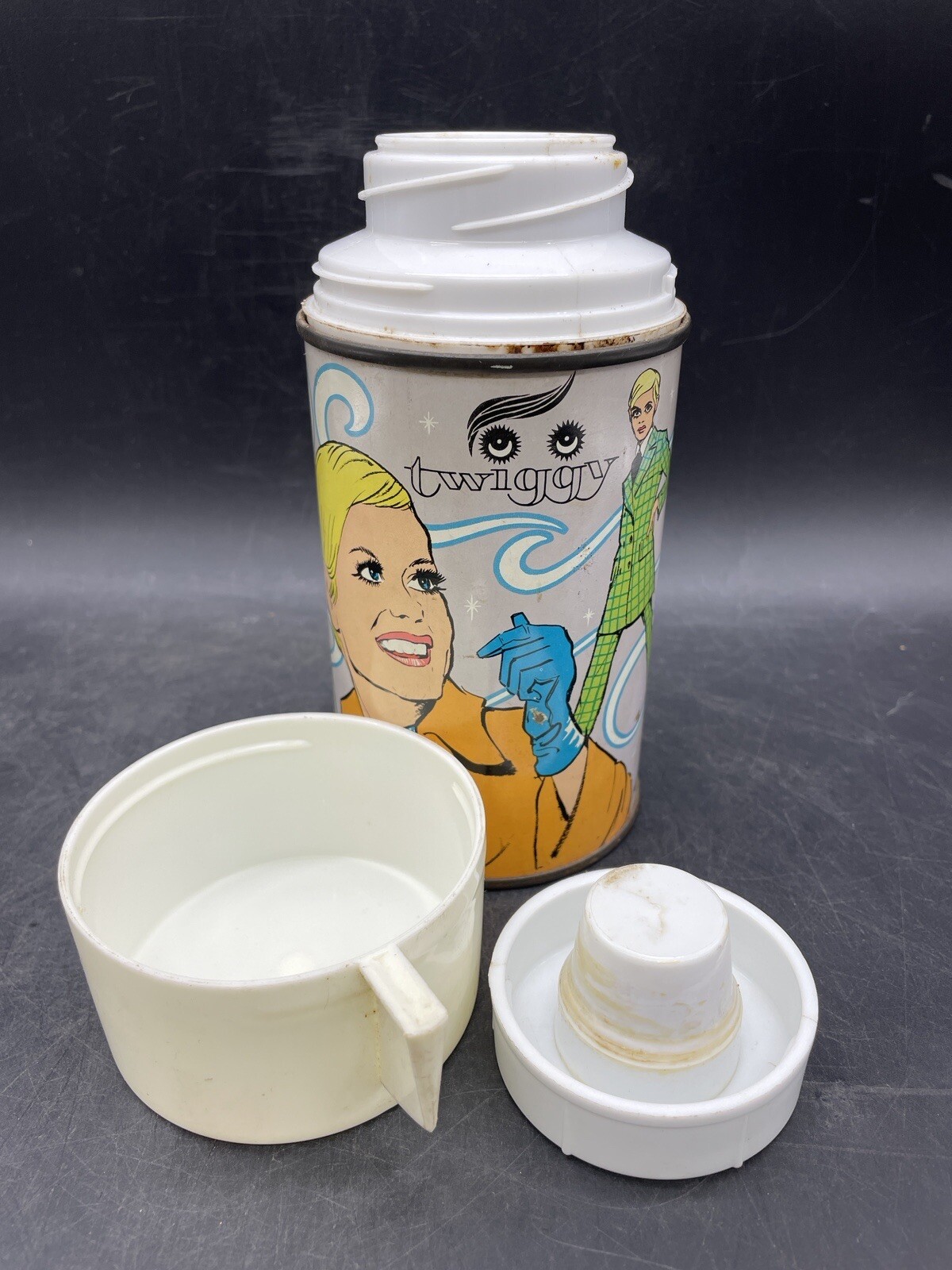 VINTAGE 1967 RARE TWIGGY THERMOS MUG BY ALADDIN VINTAGE 1967 RARE TWIGGY THERMOS MUG BY ALADDIN
