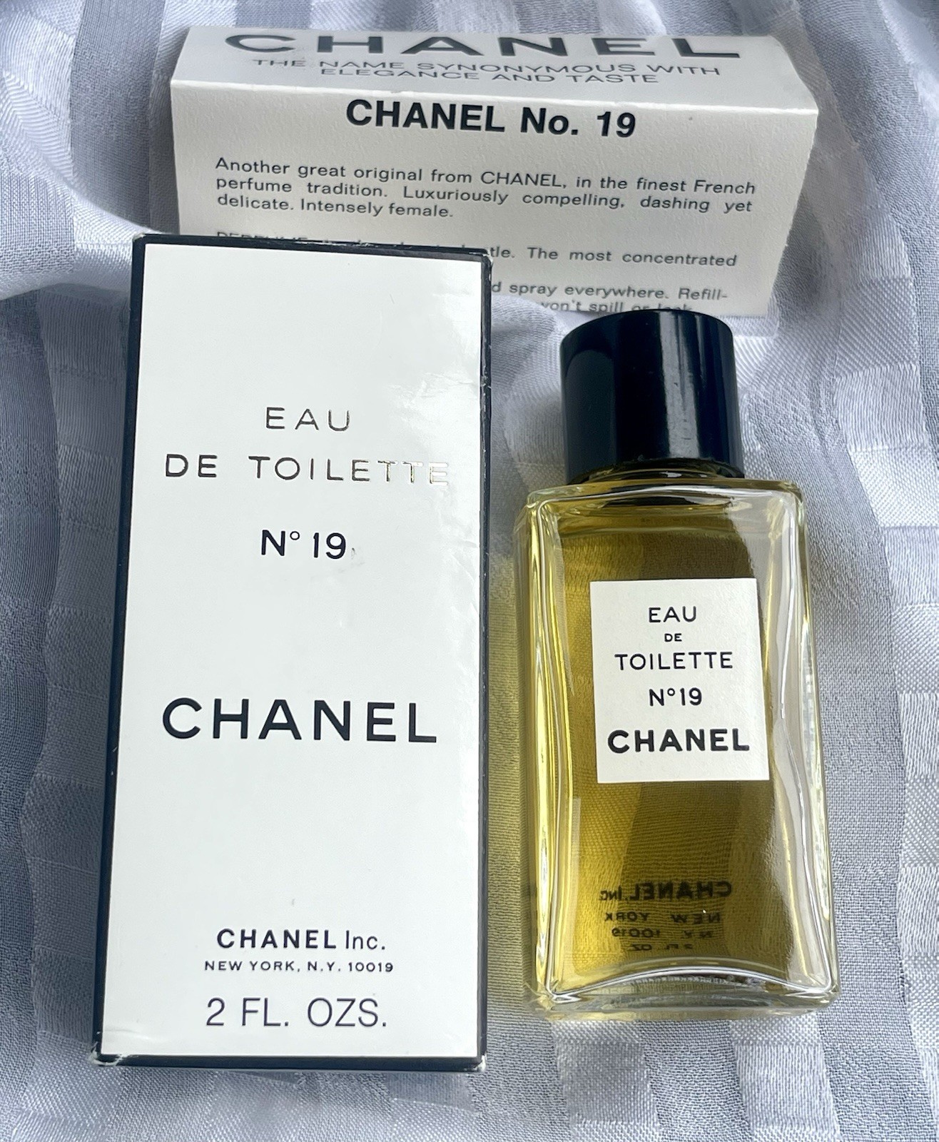 Vintage Chanel No.19 EDT New York 2 Fl.Oz