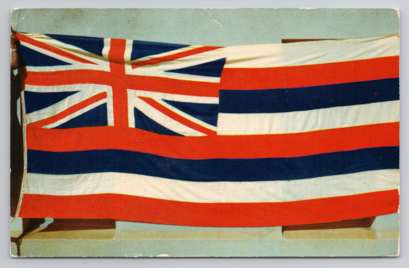 Hawaiian Flag Postcard 1973 Bishop Museum Honolulu