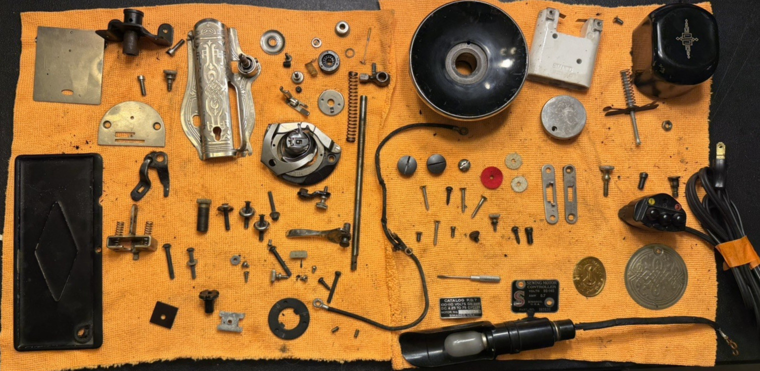 Vintage 1936 Singer 15-91 Sewing Machine Teardown Lot - Scroll Faceplate Hook⁠