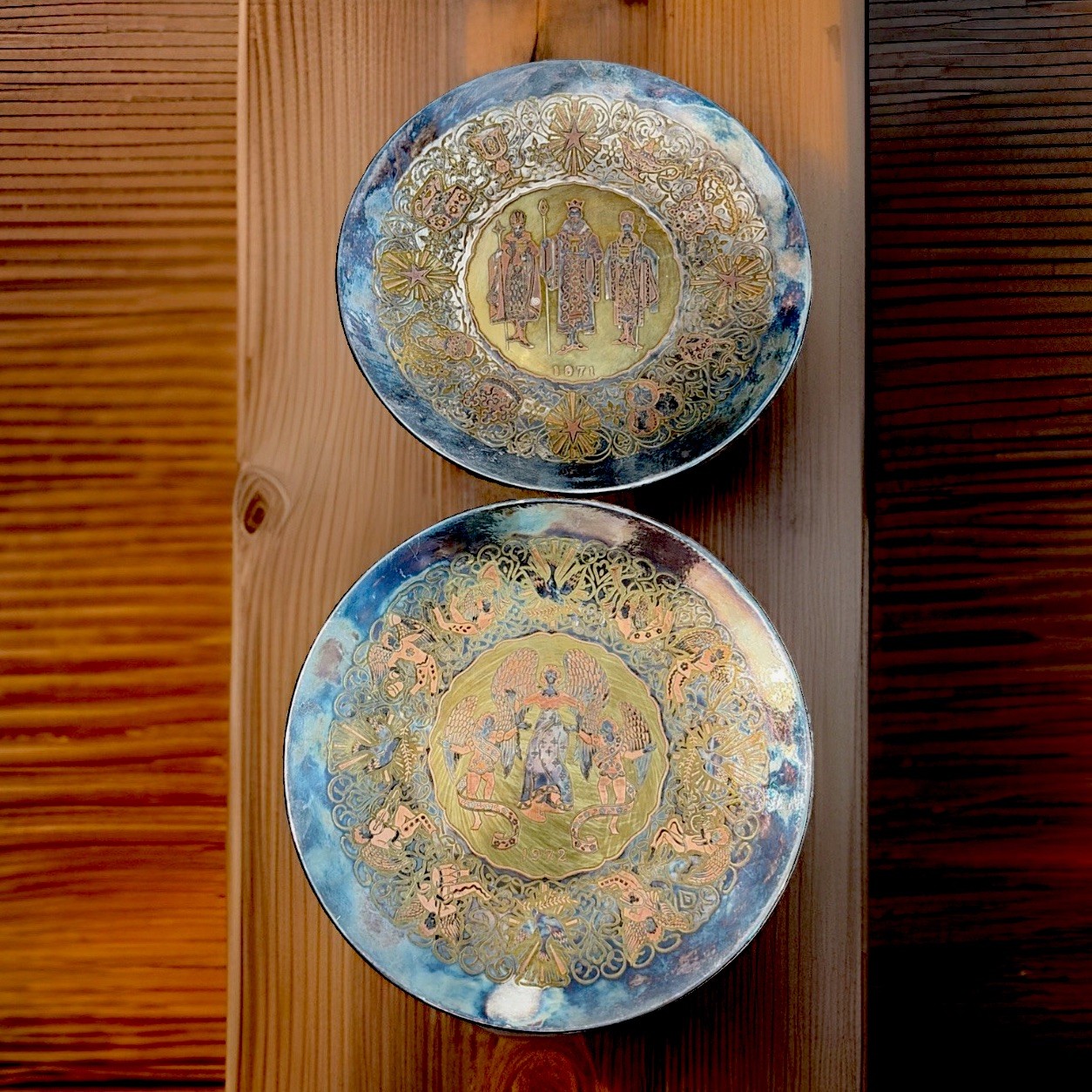 Two Vintage Reed & Barton Damascene Christmas Tray/Plate Limited Edition 1971-72