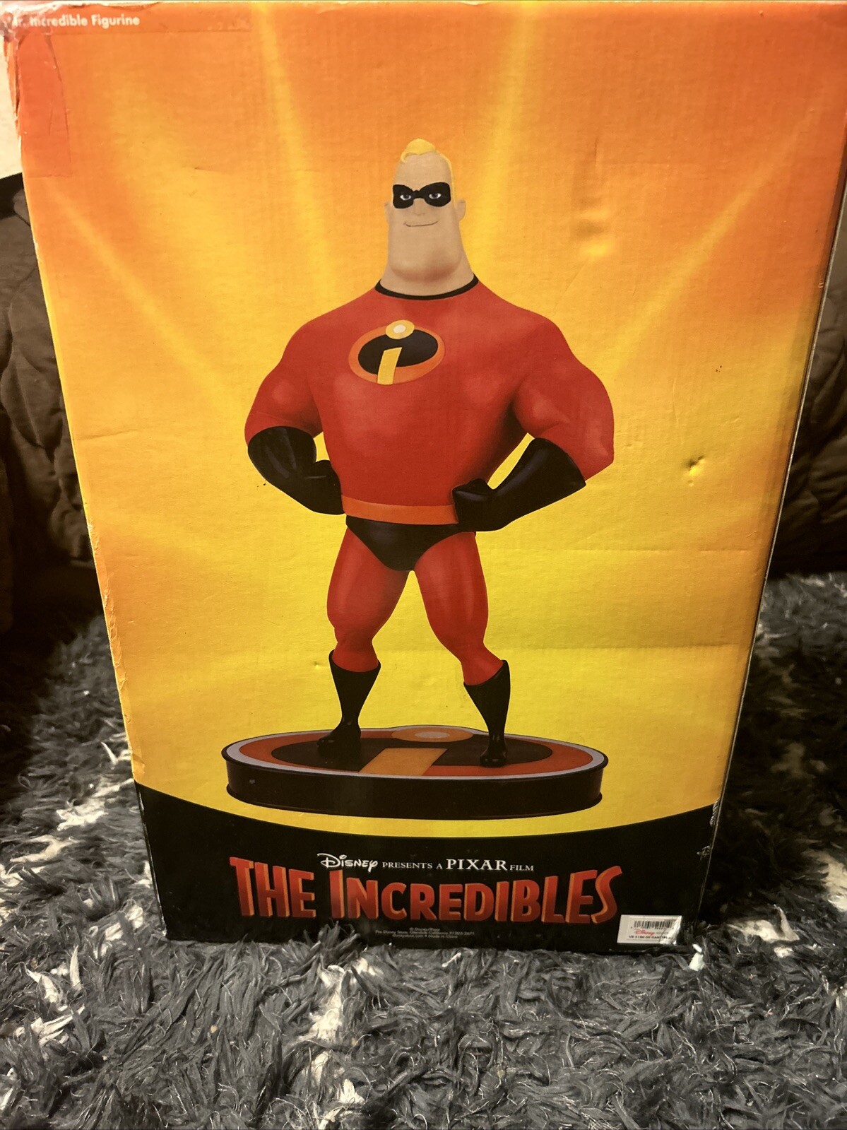 The Incredidles Big Bob 19” Statue With Light Up Base Rare Hard To Find