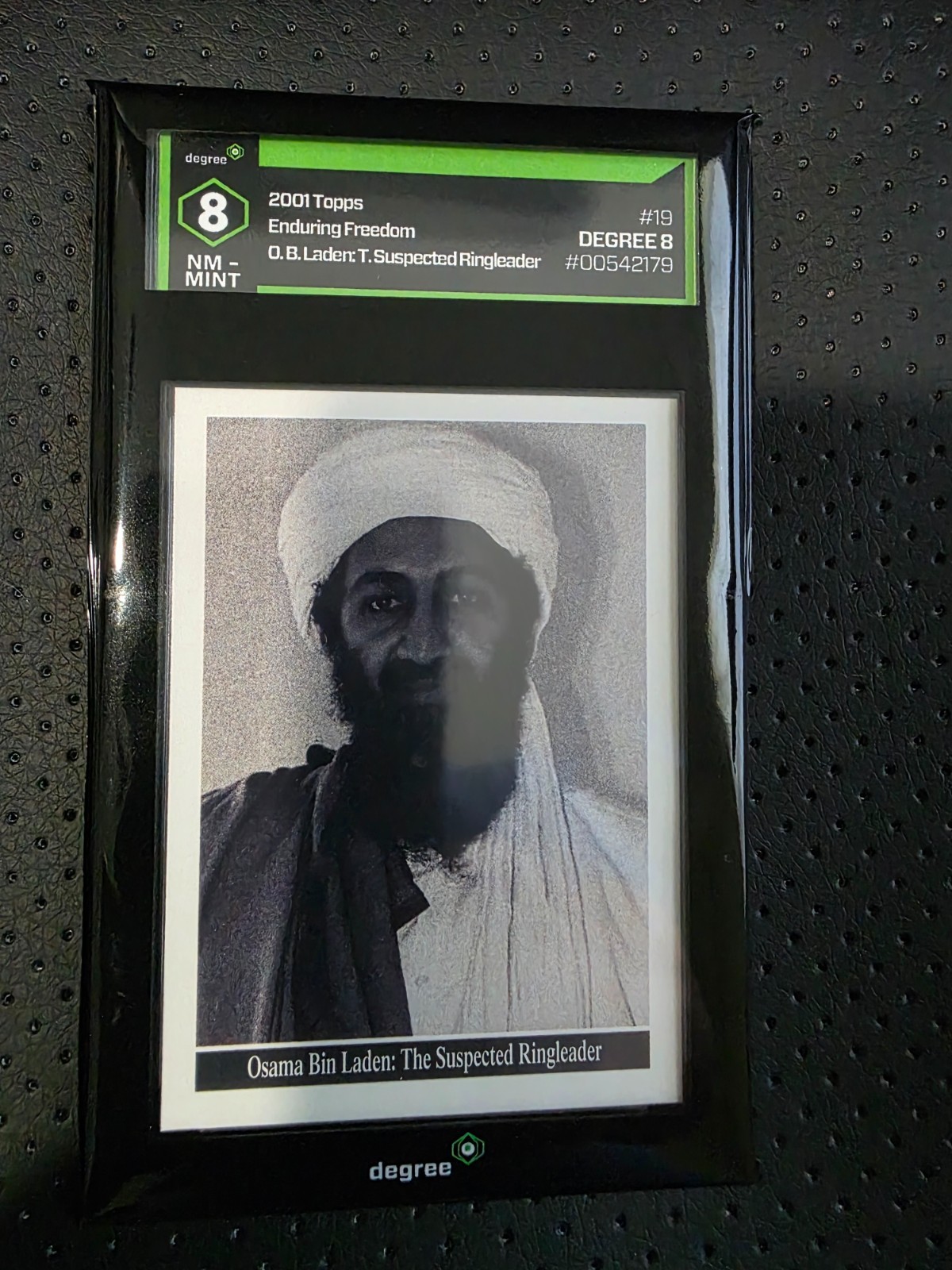 2001 TOPPS ENDURING FREEDOM #19 OSAMA BIN LADEN Degree 8 (strong 8)