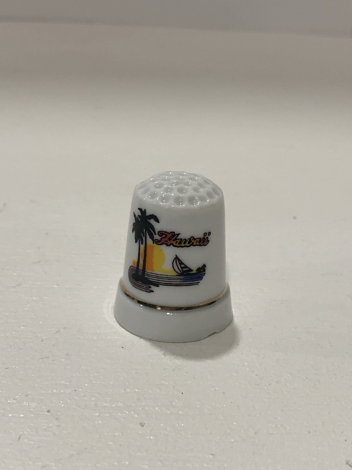 Hawaii Thimble Vintage Souvenir Collectible