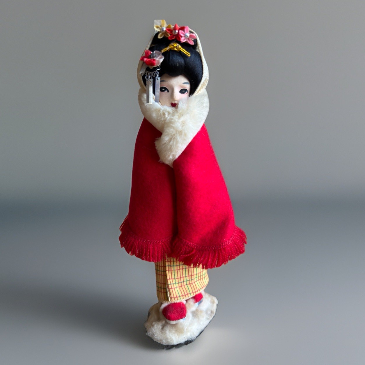 Vintage Japanese Geisha Doll Winter Kimono Cape Detailed Face Figurine Stand