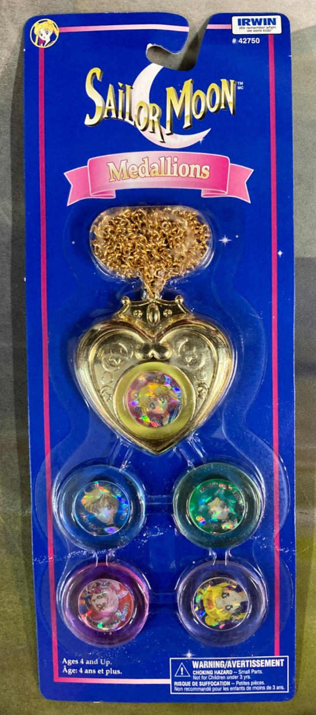 Vintage Medallion Heart Locket IRWIN Sailor Moon R Compact Cosplay Necklace
