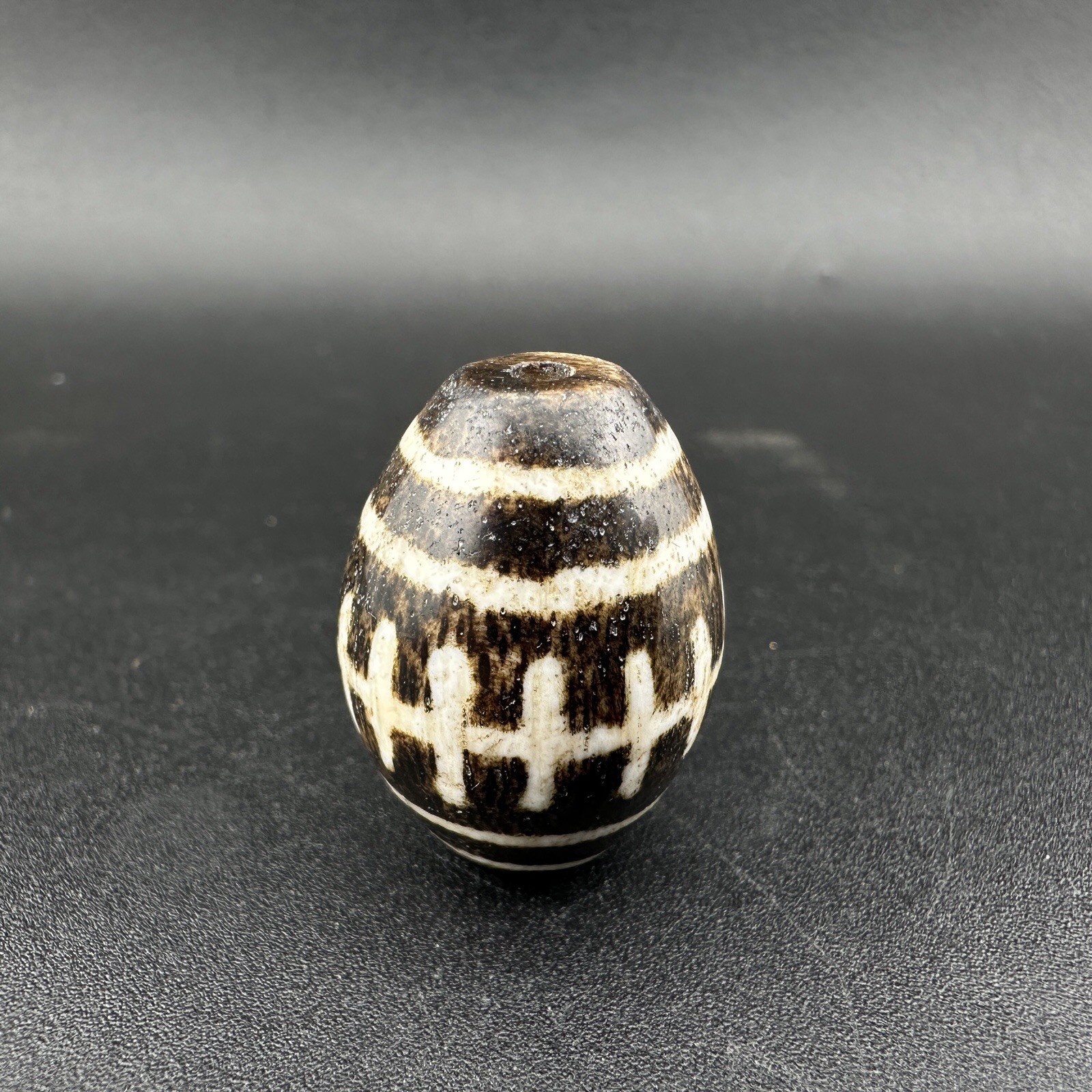 Antique Style south asian burmese pyu bead pumtek petrified wood stone bead
