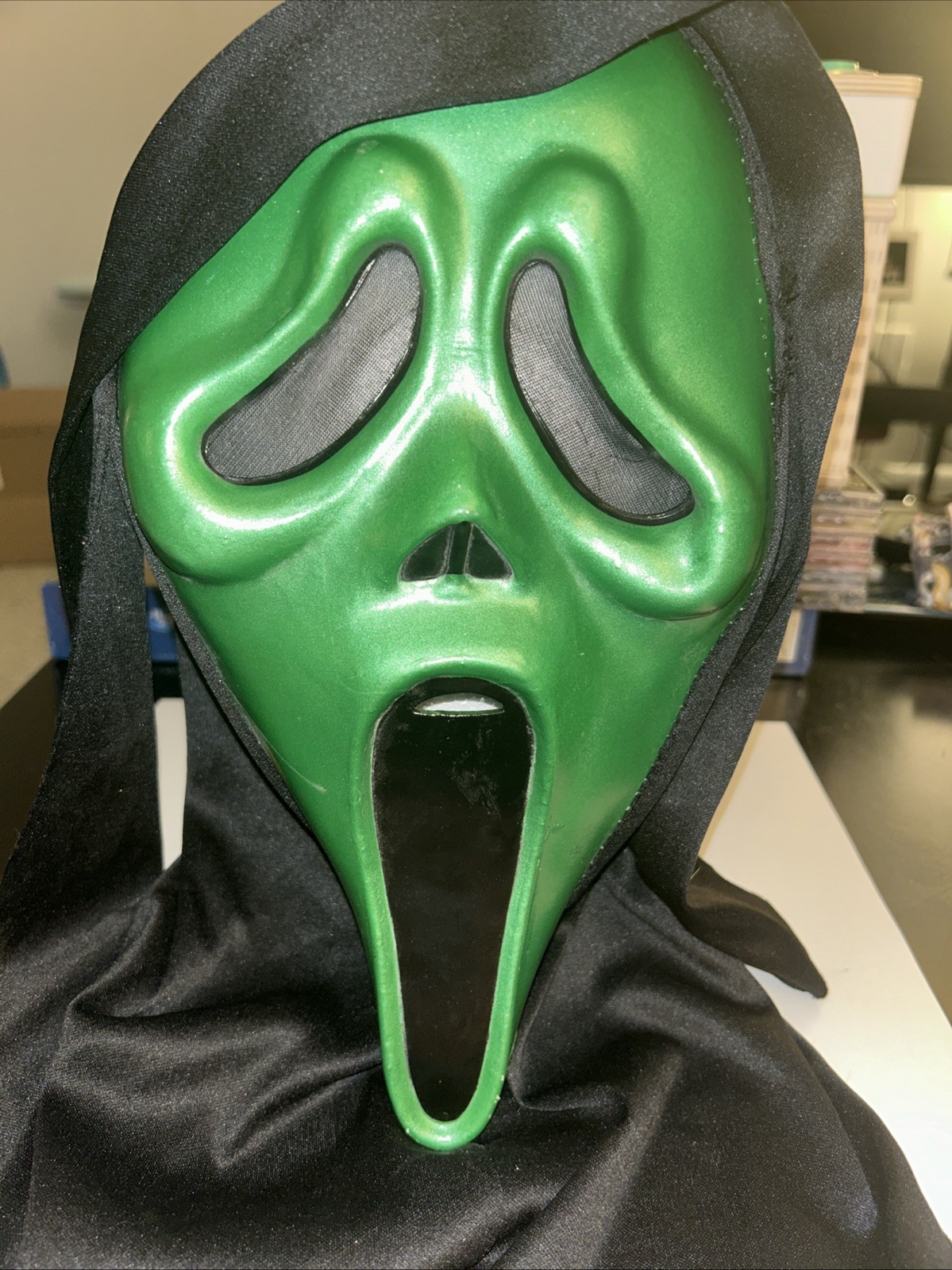 VTG Scream 2 Metallic Green GHOSTFACE Mask Easter Unlimited Fun World Squinty MK