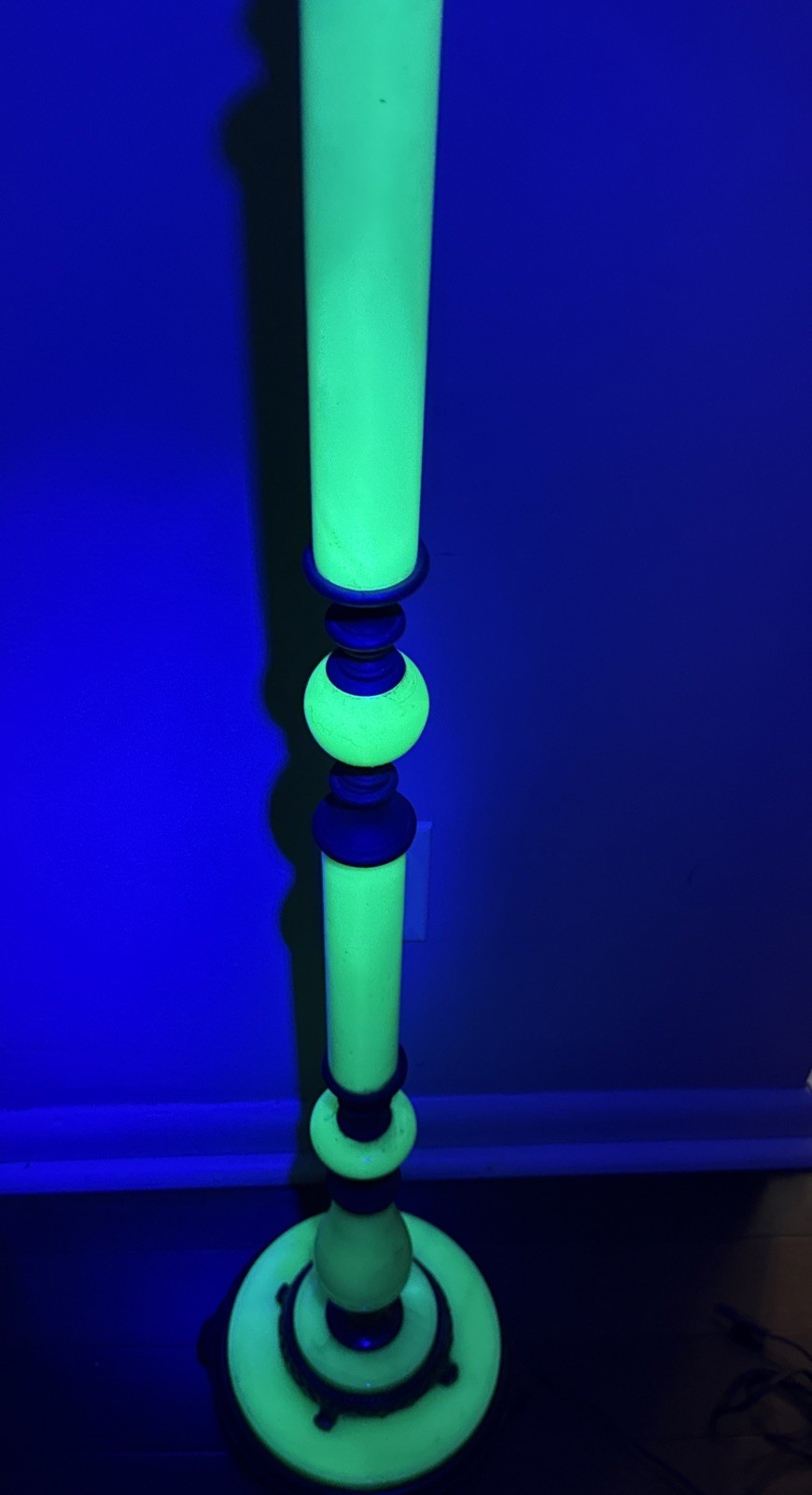 Early 20th Century Deco Chartreuse Uranium Jadeite  Floor Lamp Glows 52” RARE
