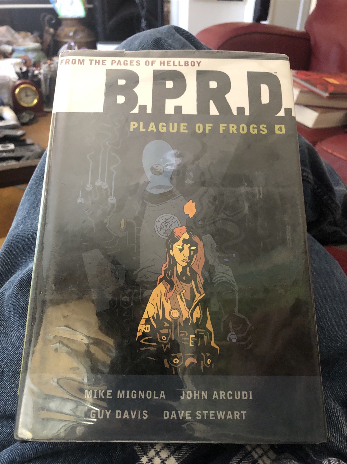 B.P.R.D.: Plague of Frogs  Collection Volume 4, Mignola, Mike,Arcudi, J Ex-Lib