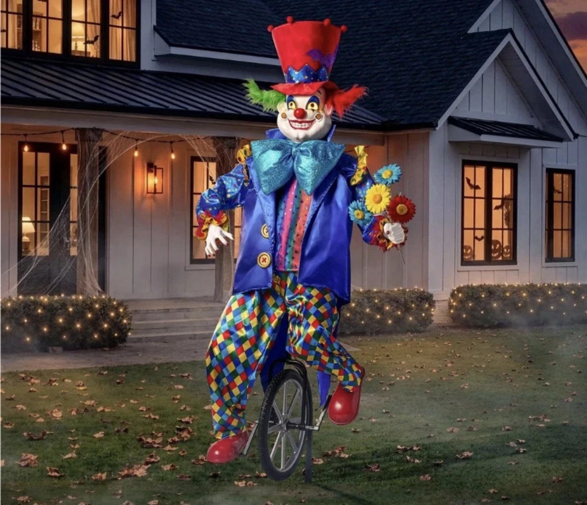 7-Foot Pre-Lit Animated Halloween Clown – Motion Activated Yard Decoration