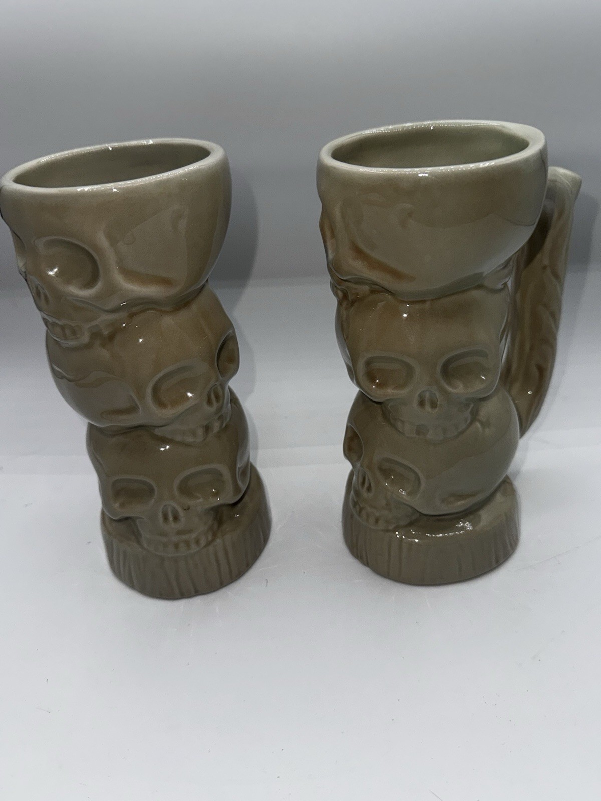 Pair Rare Squids Triple Header By Tiki Farm 2006 Tiki Mug never used Pair Rare Squids Triple Header By Tiki Farm 2006 Tiki Mug never used