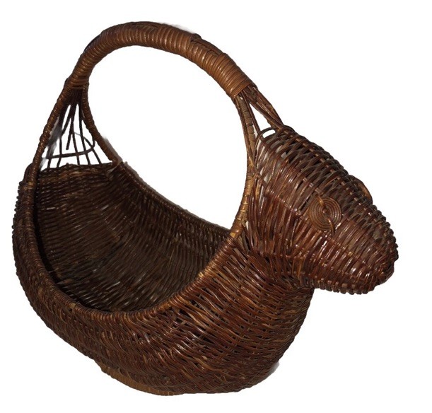 Nice Vintage Wicker Animal  Basket 10\
