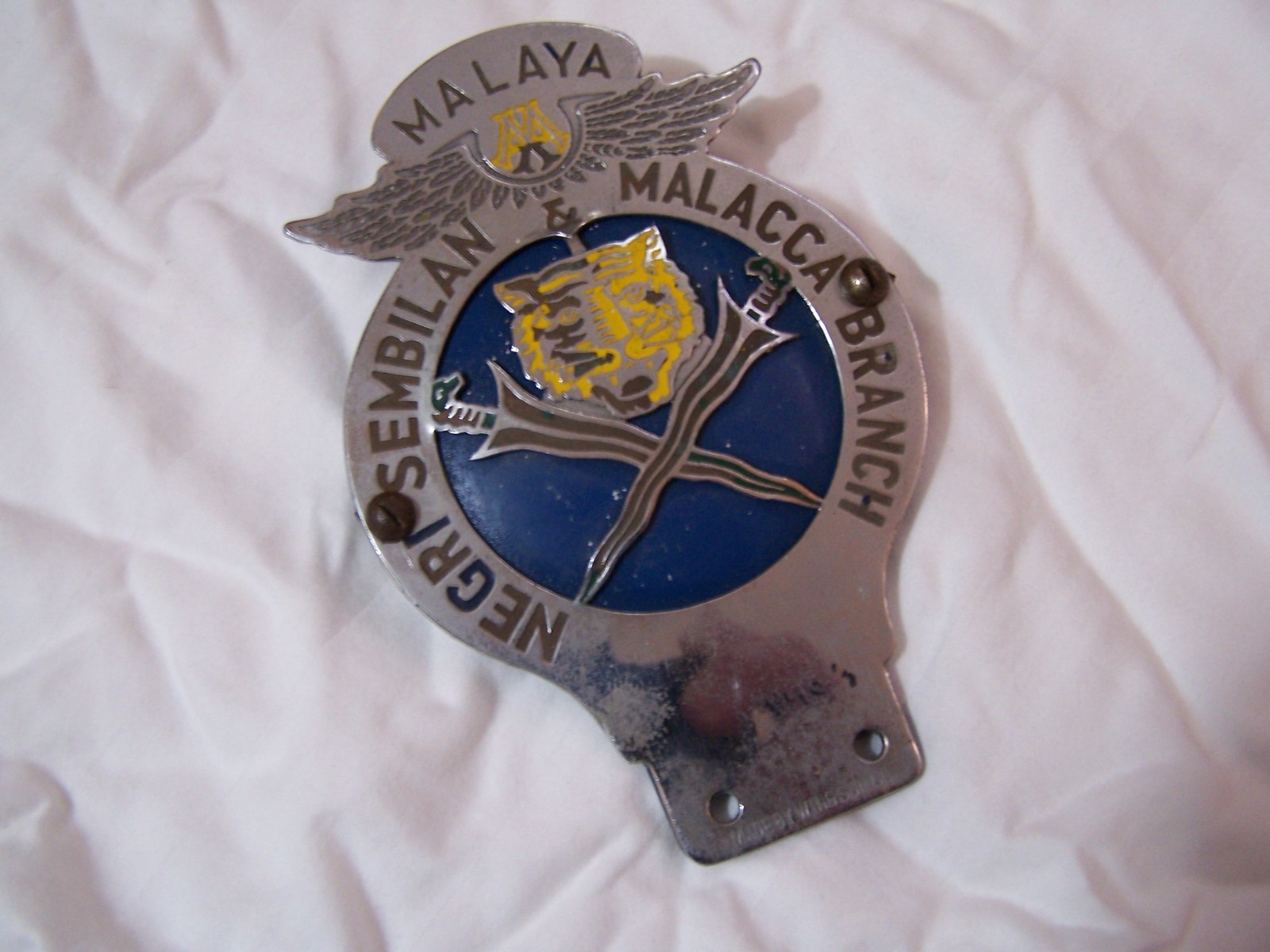 RARE AA CAR BADGE VINTAGE 19--? AA MALAYA, NEGRI, SEMBILAN, MALACCA BRANCH