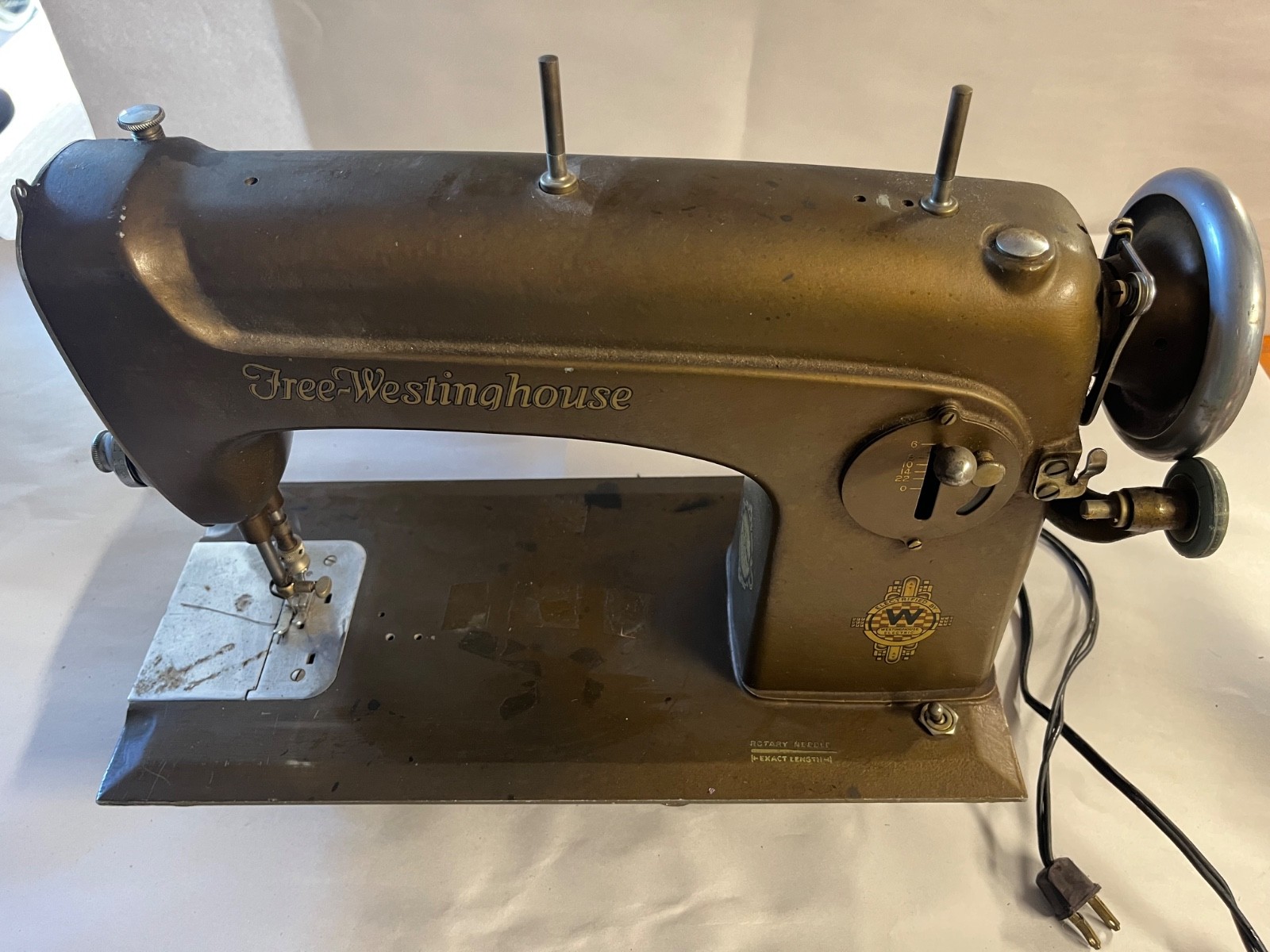 Free Westinghouse Electric Sewing Machine No Pedal No Case + Bonus Items