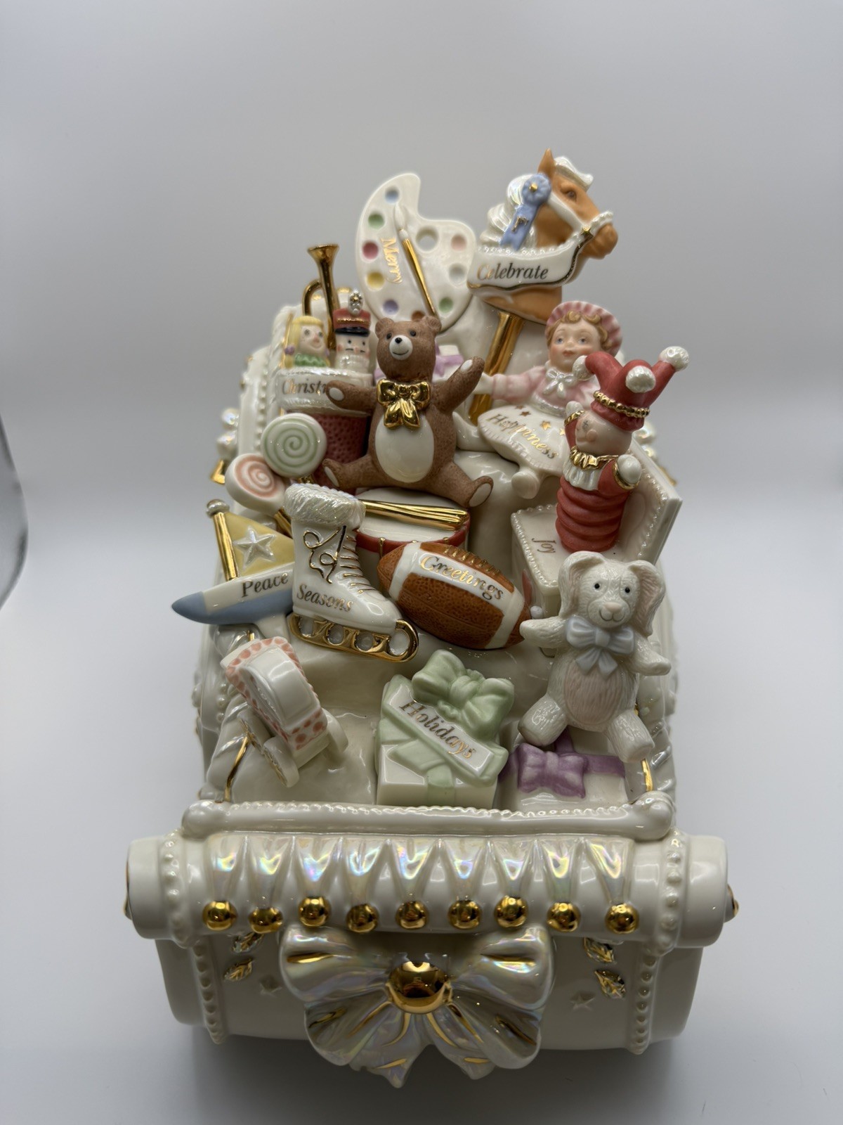 Lenox Porcelain Santa Sleigh Figurine Christmas Holiday Boxed Collectible OB