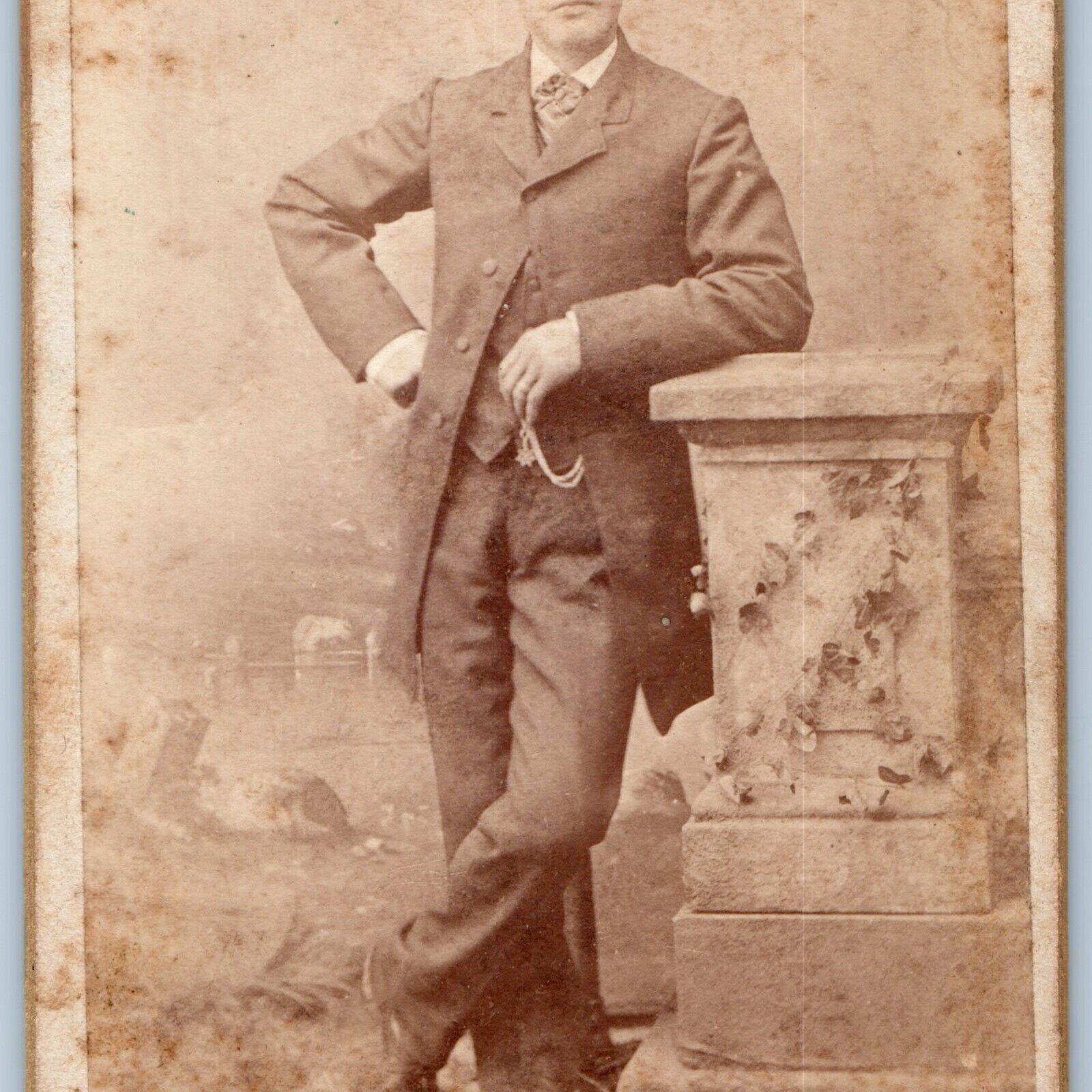 c1870s Streator, IL Handsome Young Man CdV Photo Card  H9